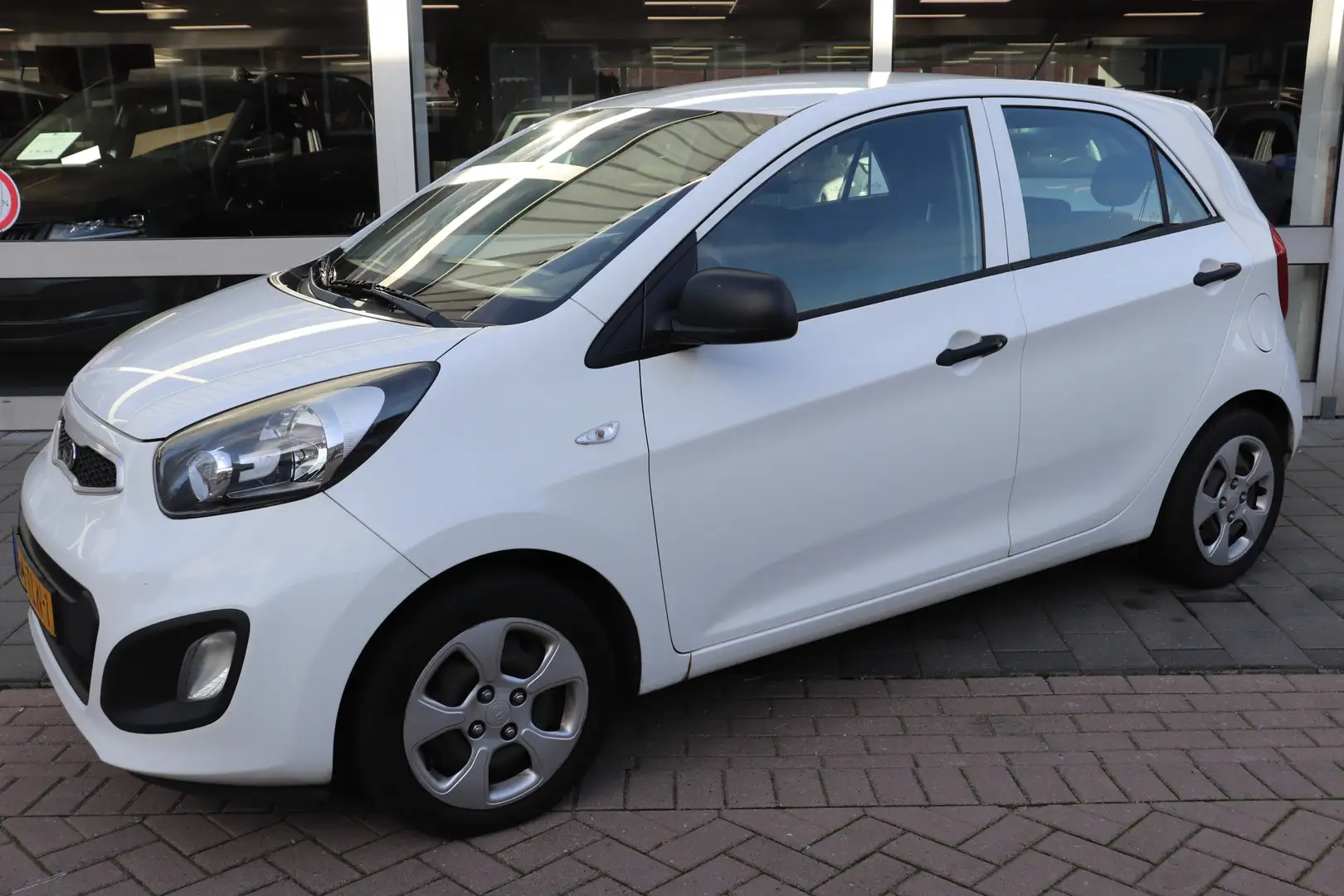 Kia Picanto 1.0 CVVT APK tot 07-01-2027 Blanc - 2
