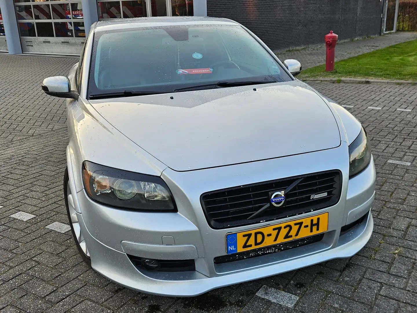 Volvo C30 C30 2.5 T5 Summum 300PK srebrna - 1