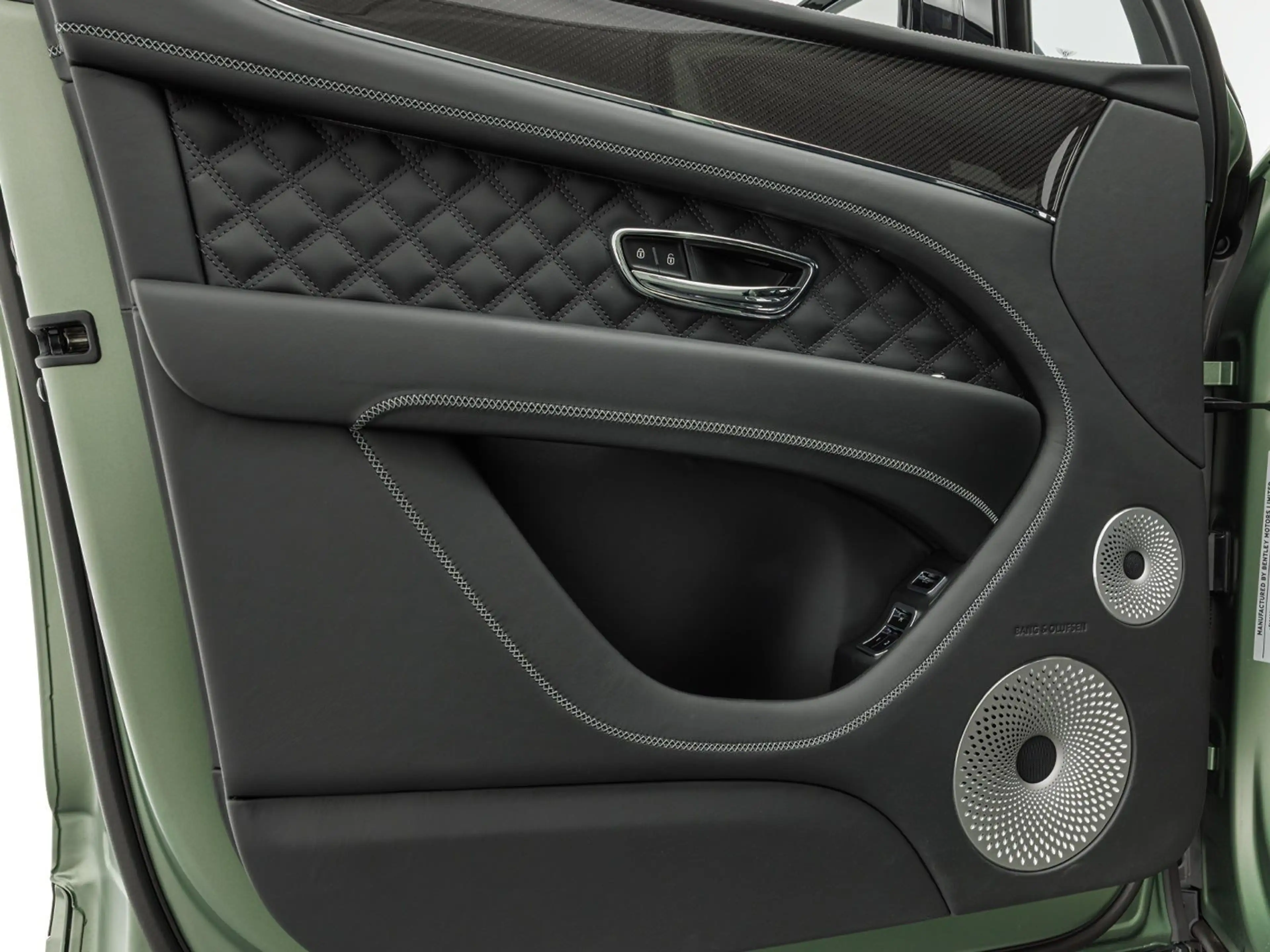 Bentley Bentayga S V8 — photo 9