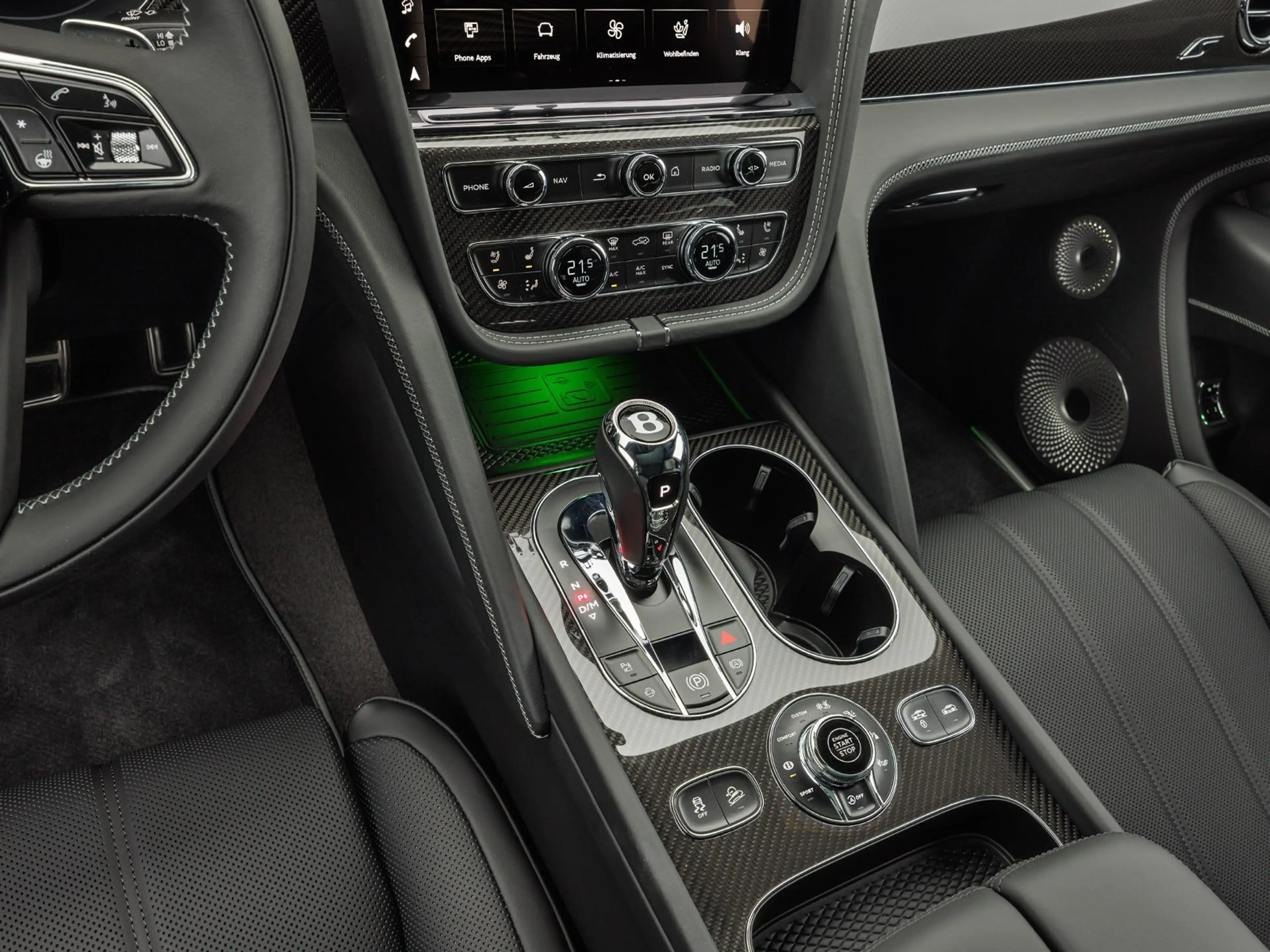 Bentley Bentayga S V8 — photo 14