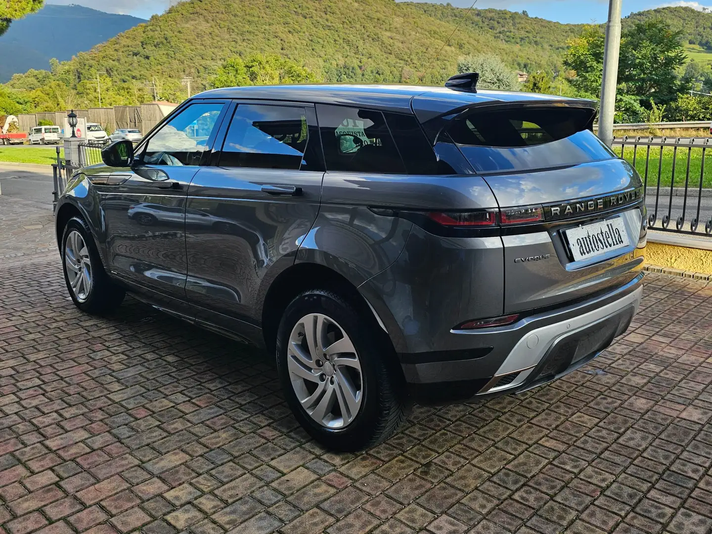 Land Rover Range Rover Evoque Evoque 2.0d i4 mhev R-Dynamic S awd 150cv auto Grigio - 2