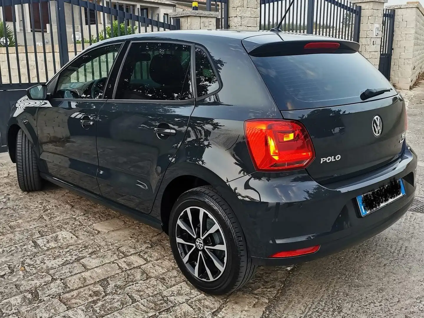 Volkswagen Polo Polo V 2014 5p 1.4 tdi bm Comfortline 75cv Grigio - 2