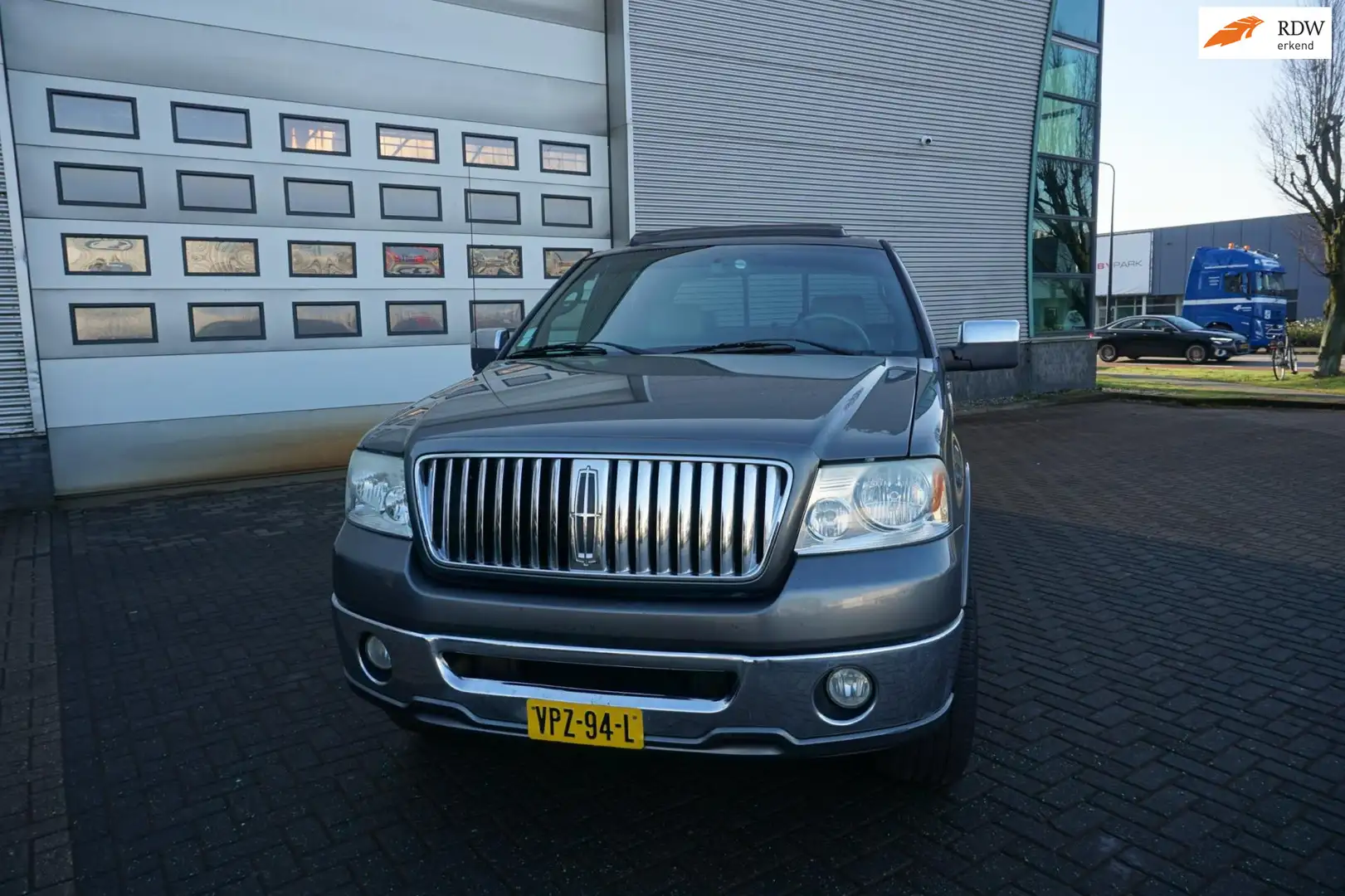Lincoln Mark LINCOLN LT LPG /4WD Grau - 1