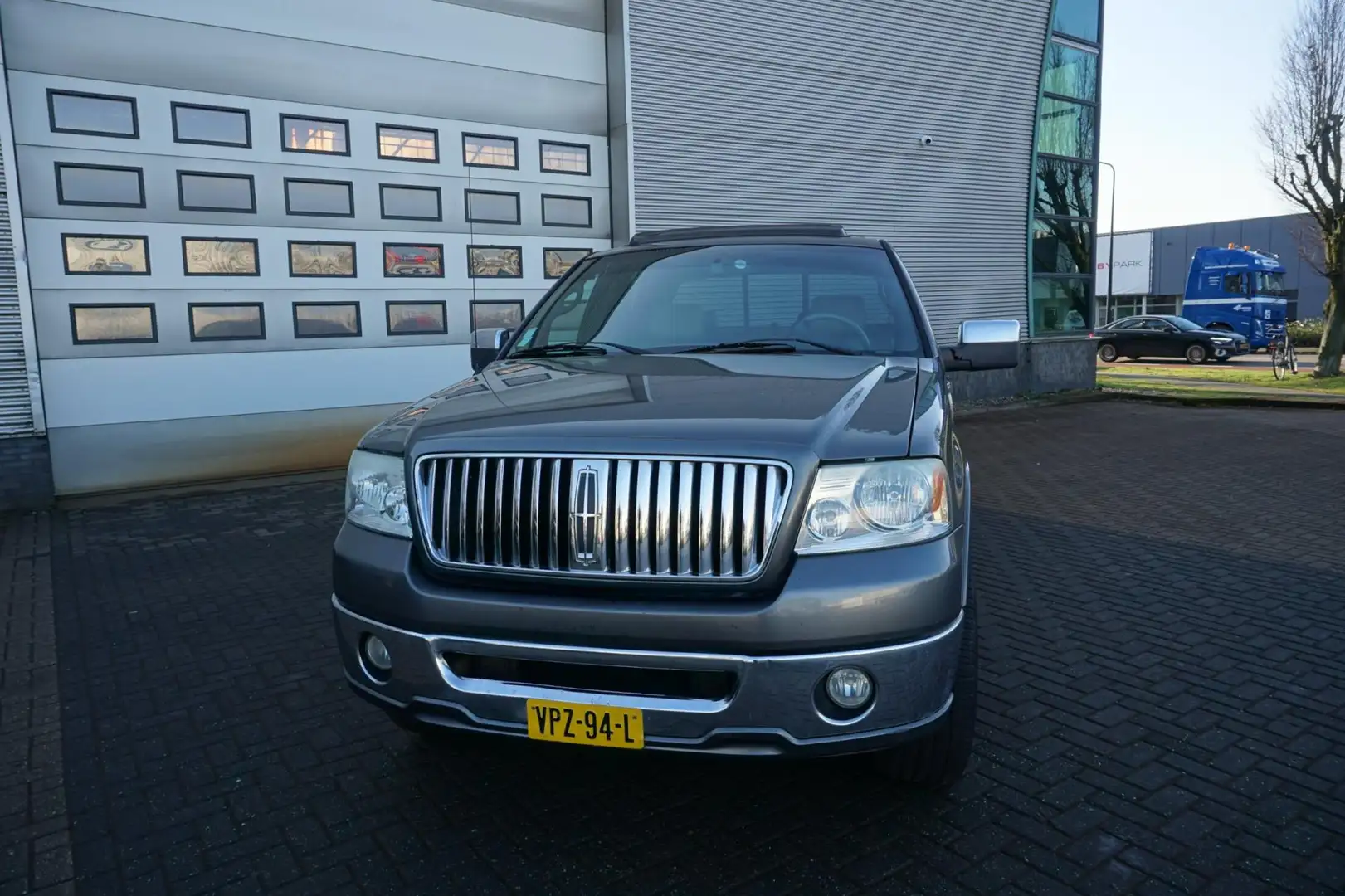 Lincoln Mark LINCOLN LT LPG /4WD Grau - 1