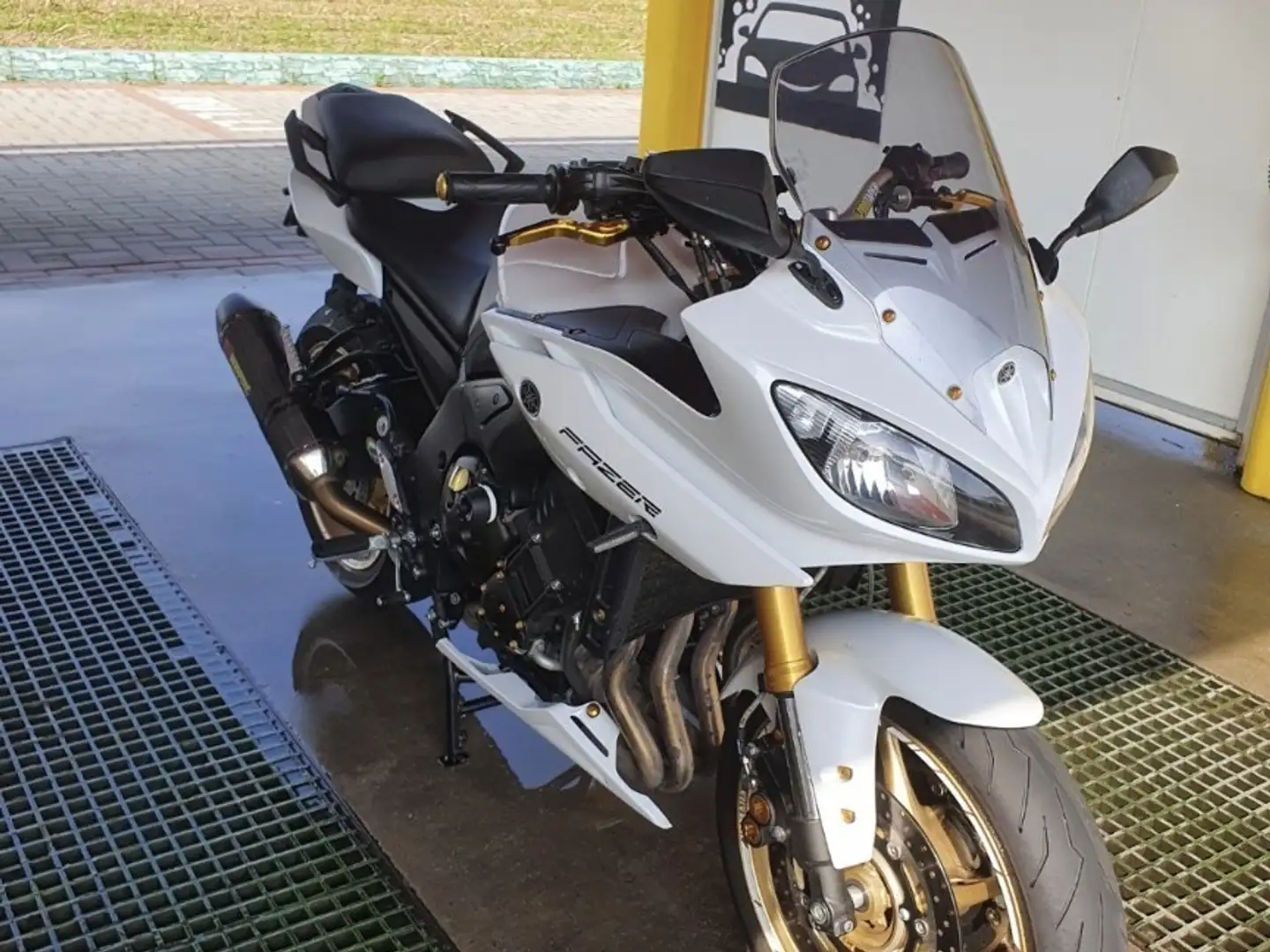 Yamaha FZ 8 FAZER 8 Wit - 2