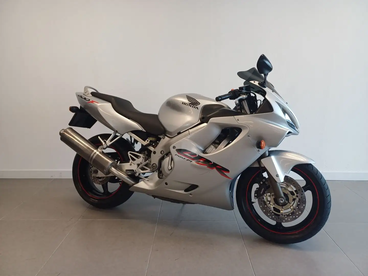 Honda CBR 600 F Grijs - 2