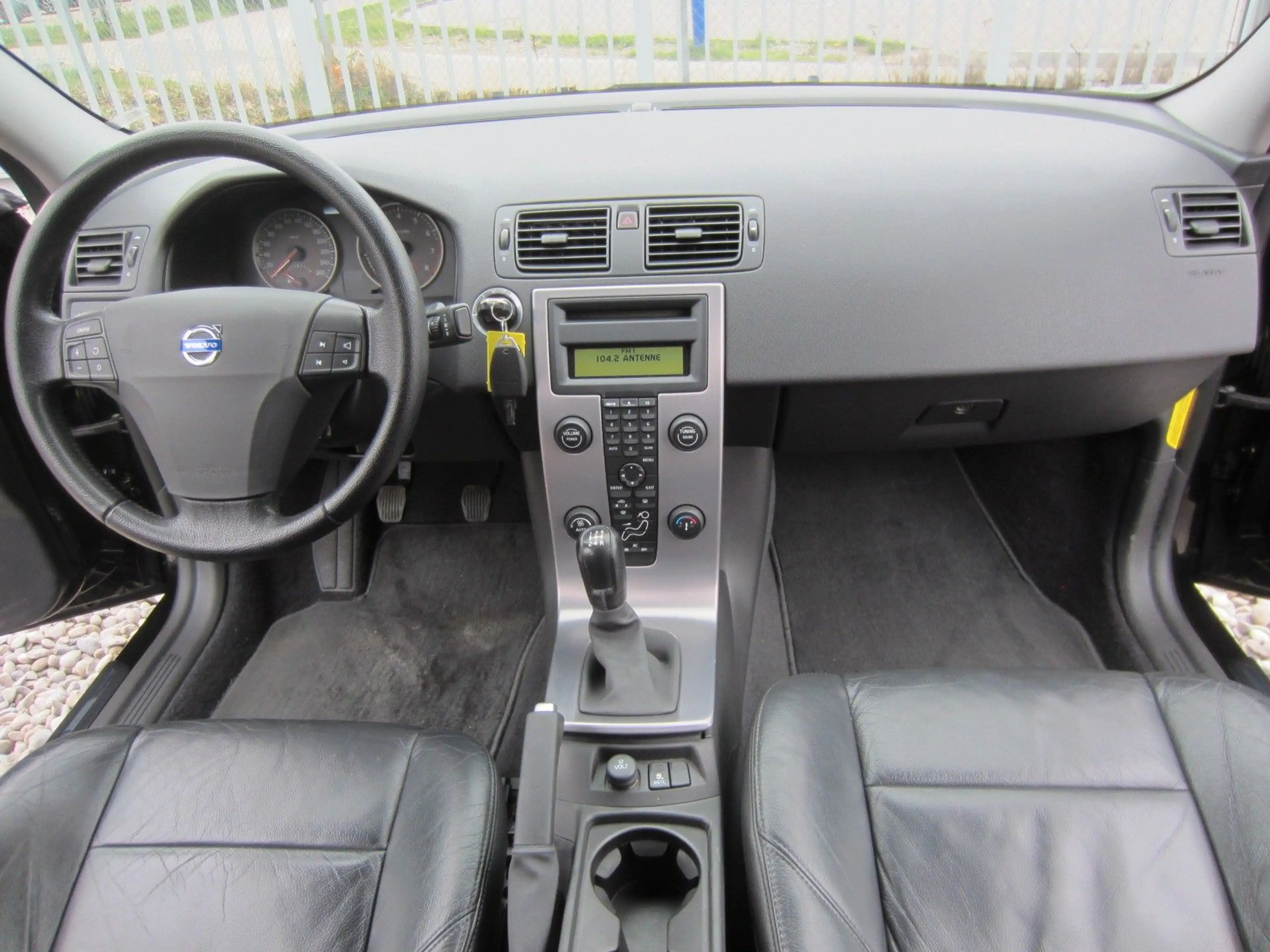 Volvo S40 1,8 Momentum — photo 3