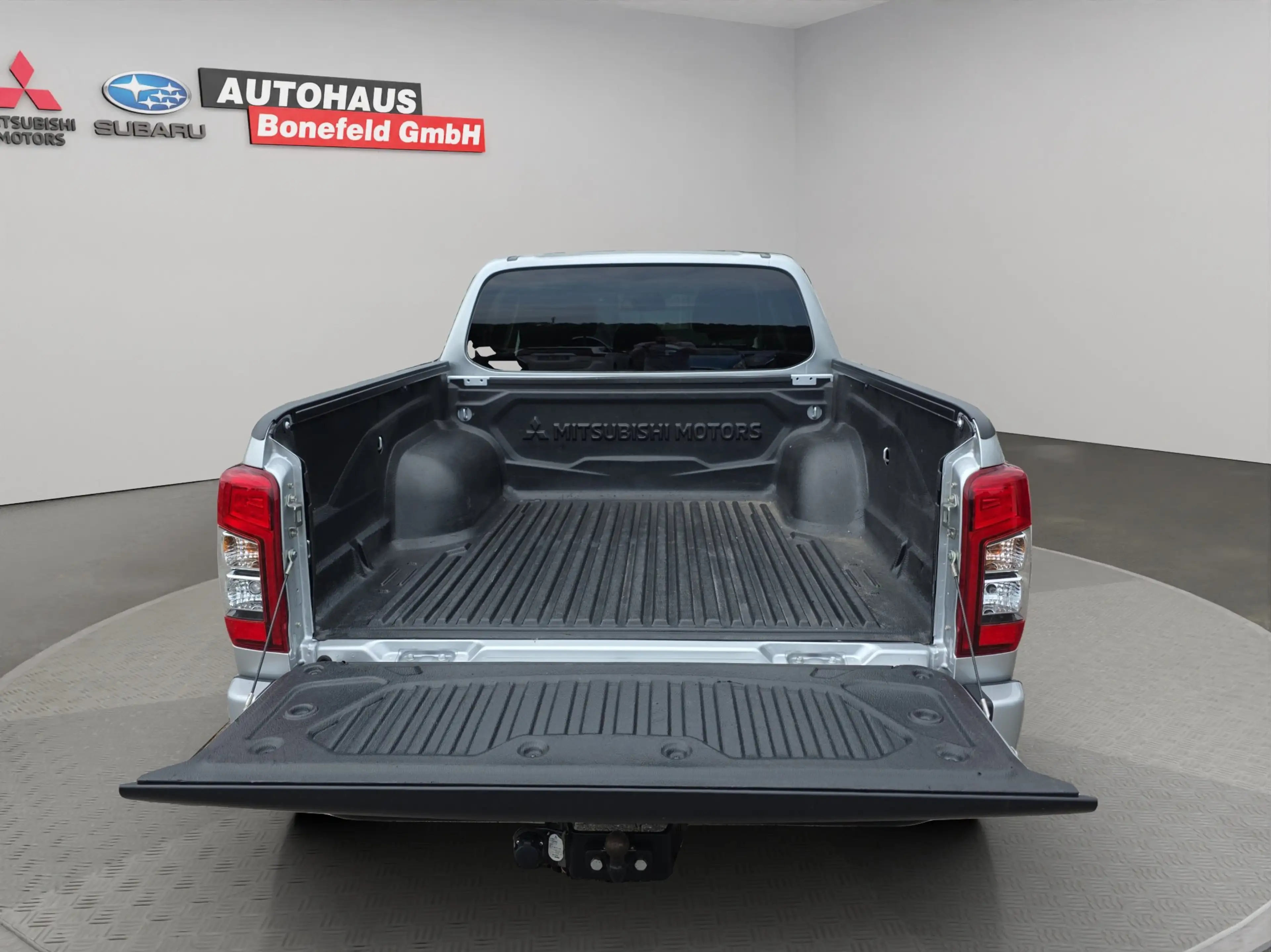 Mitsubishi L200 Select Doppelkabine 4WD MT AHK LED RFK — photo 7