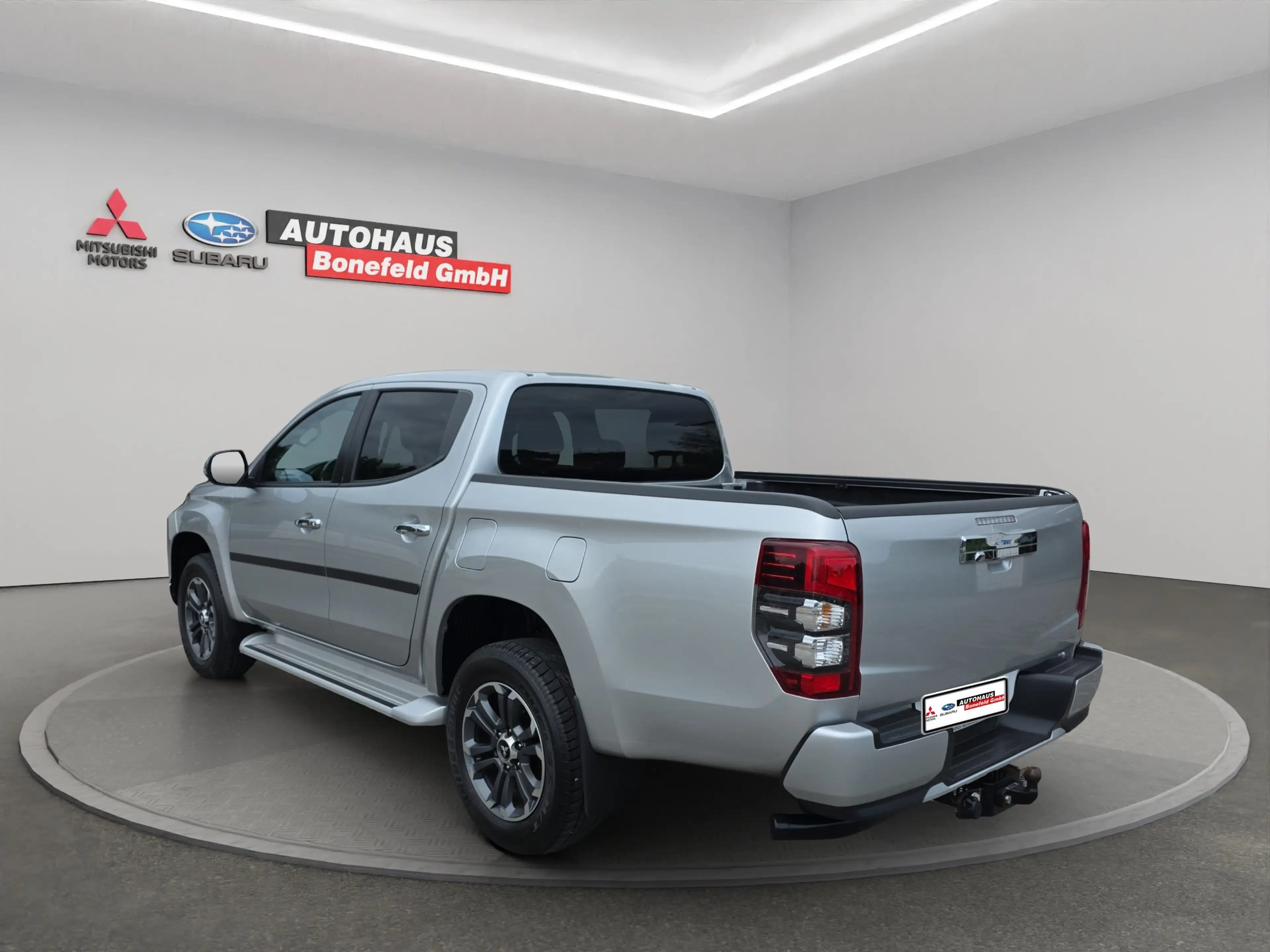 Mitsubishi L200 Select Doppelkabine 4WD MT AHK LED RFK — photo 4