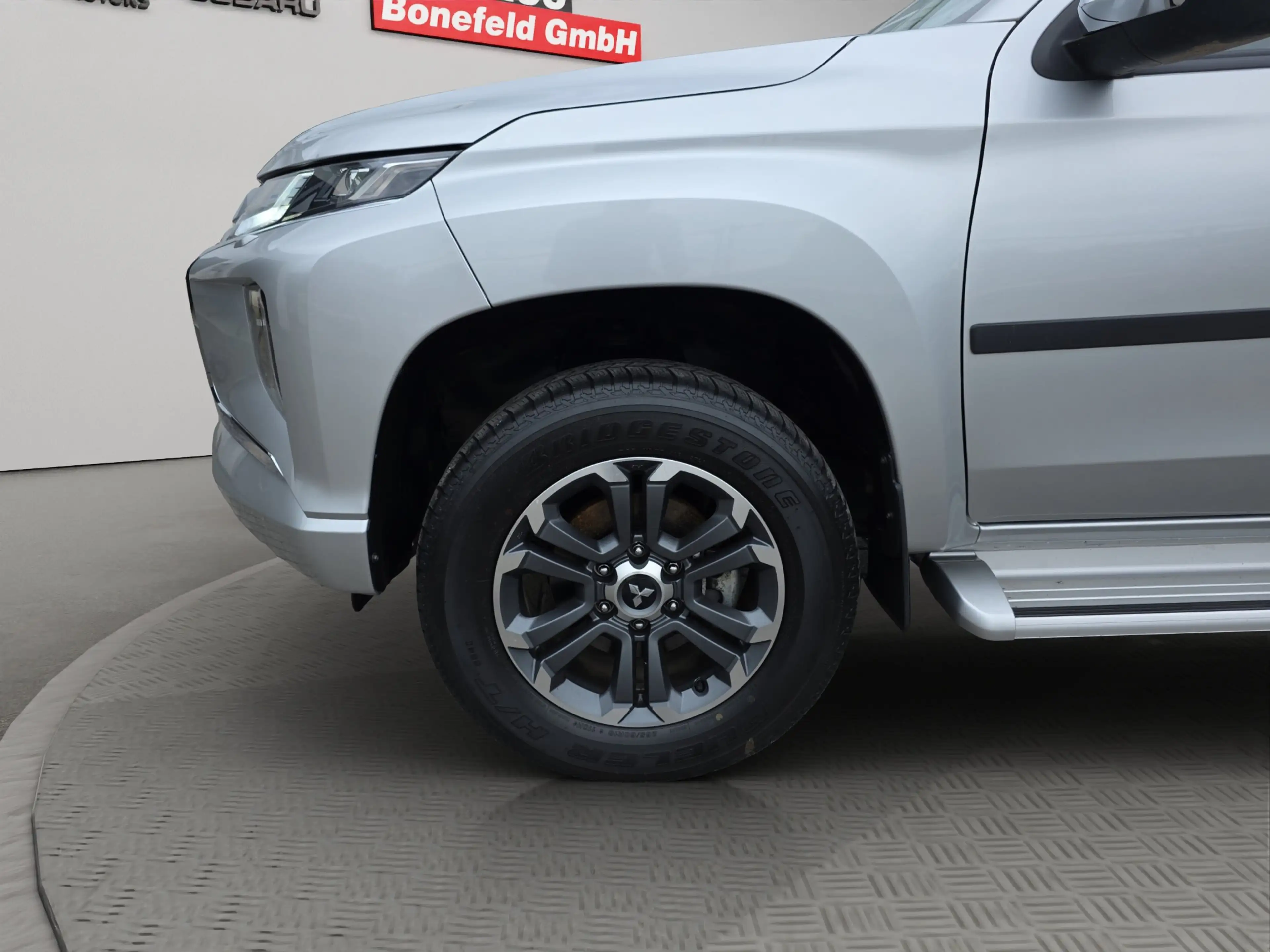 Mitsubishi L200 Select Doppelkabine 4WD MT AHK LED RFK — photo 21
