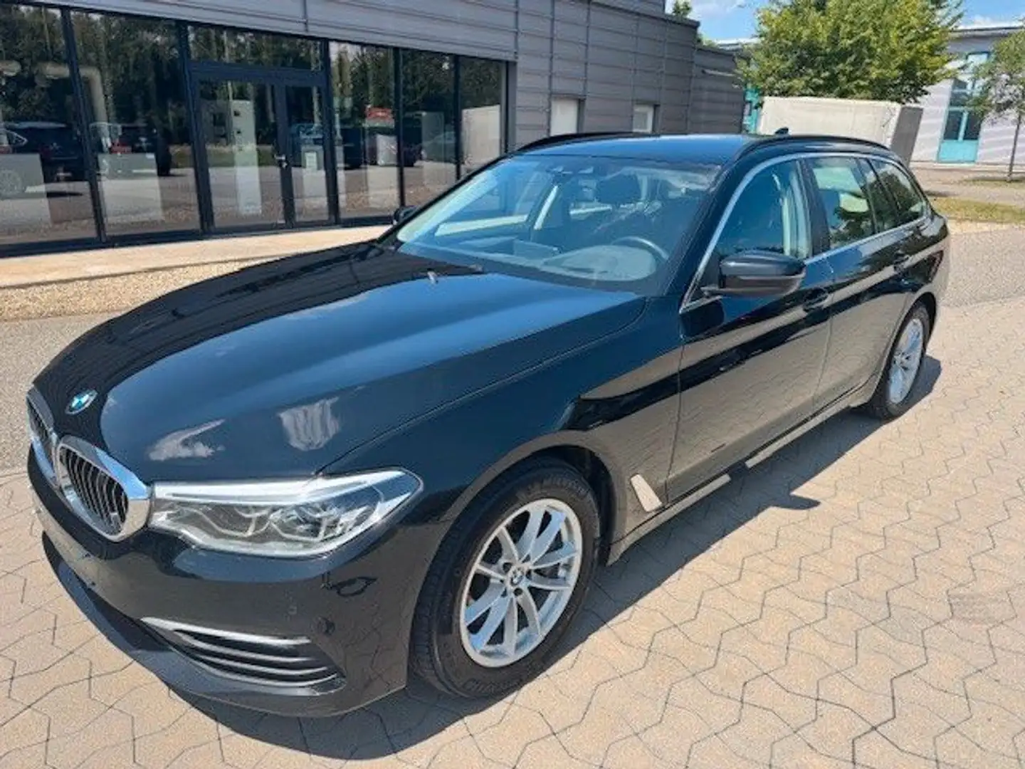 BMW 530 d xDrive Touring Head-Up/LED/Kamera/1.Hand Noir - 1