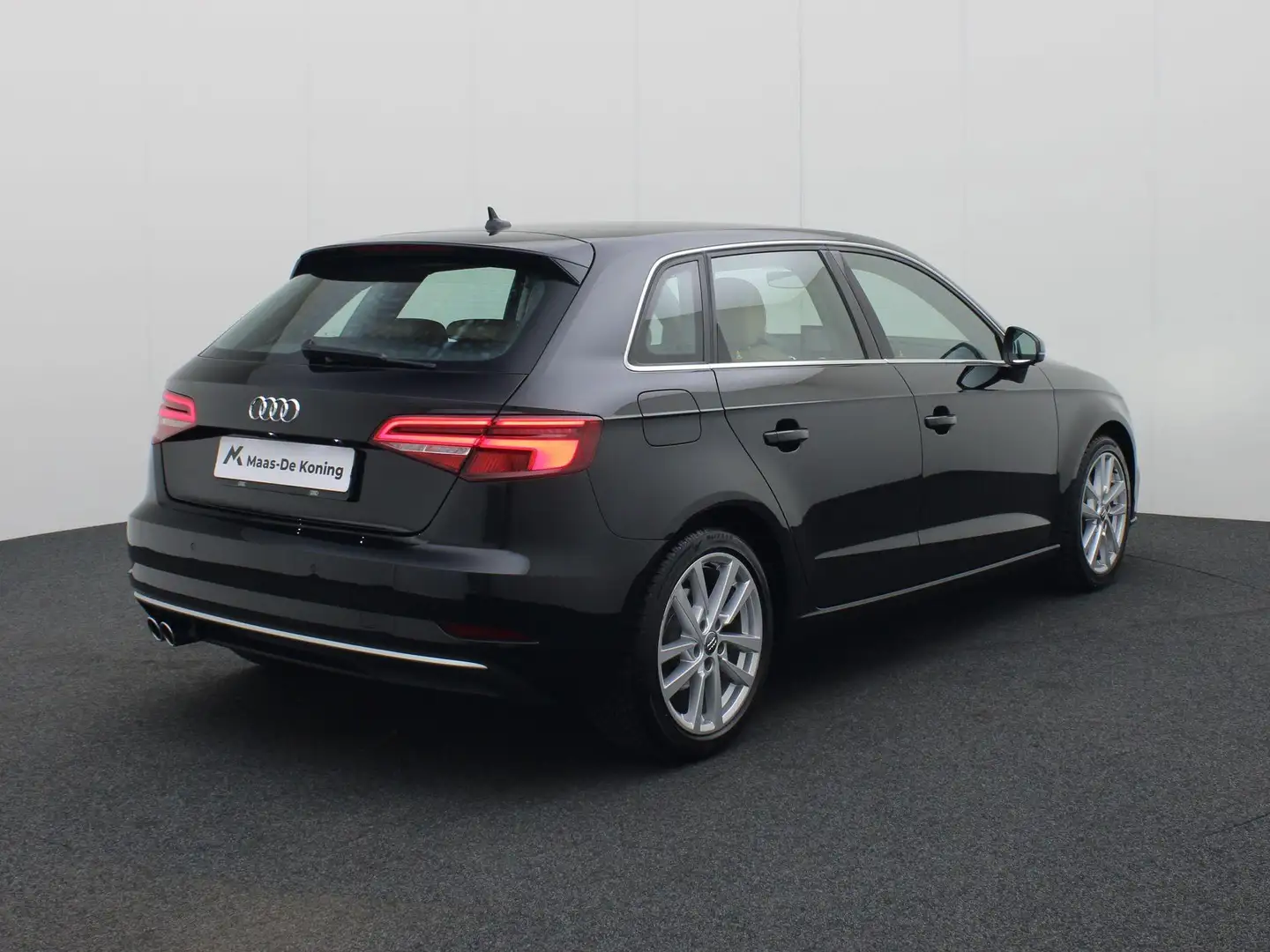 Audi A3 Sportback 35 TFSI 1.5 150PK Advance automaat · Led Zwart - 2