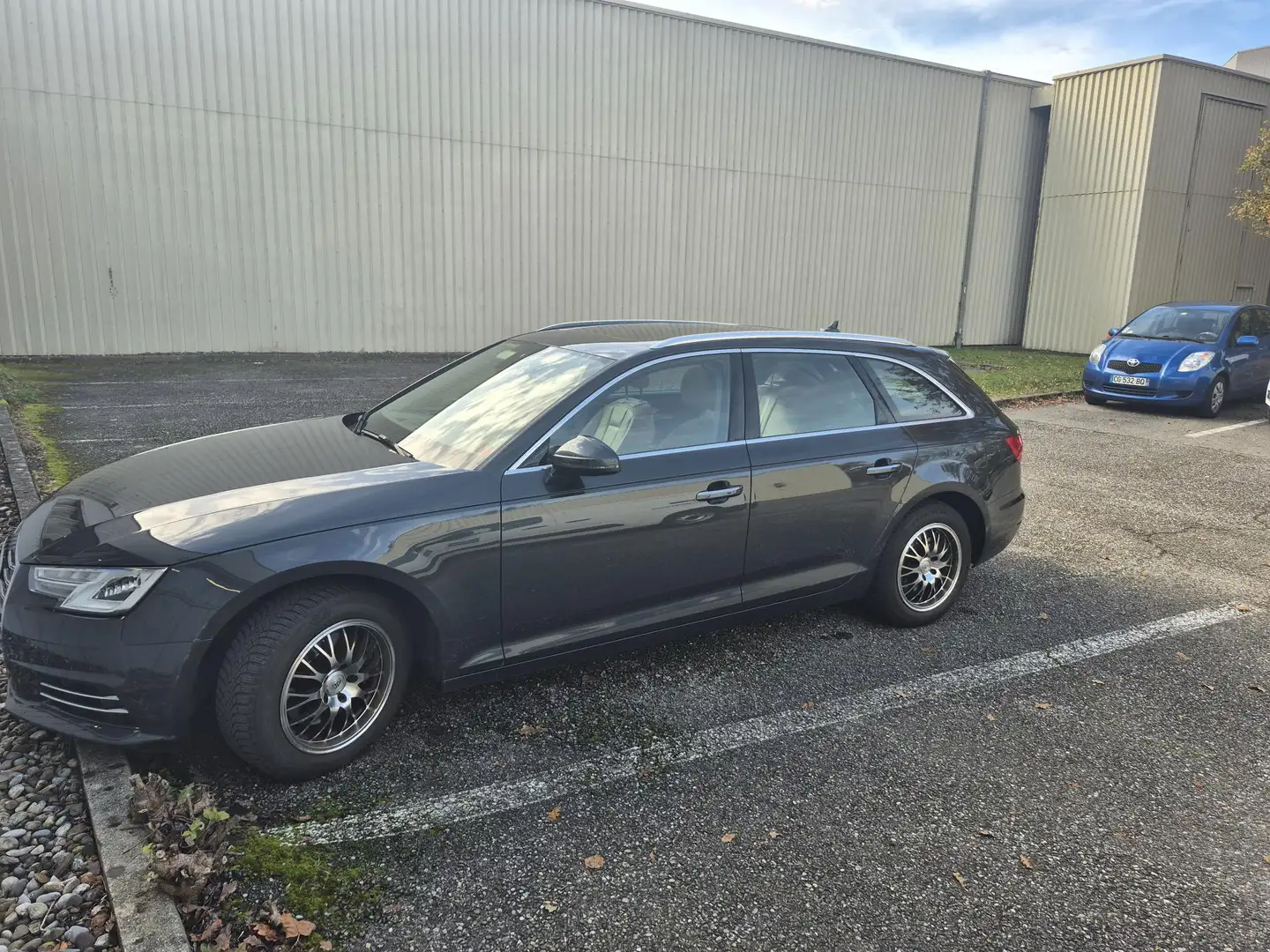 Audi A4 A4 Avant 1.4 TFSI 150 Design Gris - 1