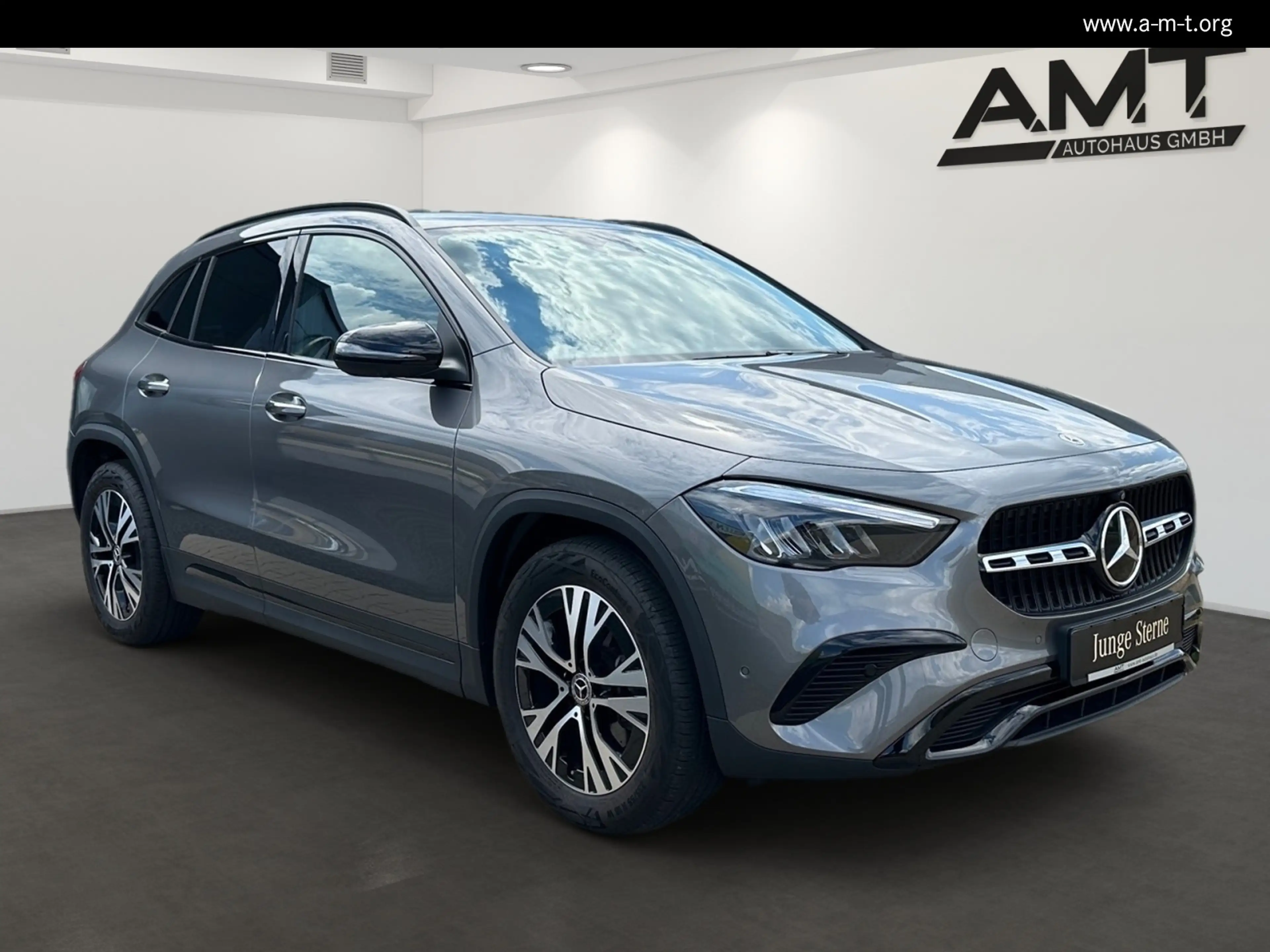 Mercedes-Benz GLA 200 GLA 200 Progressive*Distronic*Keyless-Go*AHK Navi — photo 2