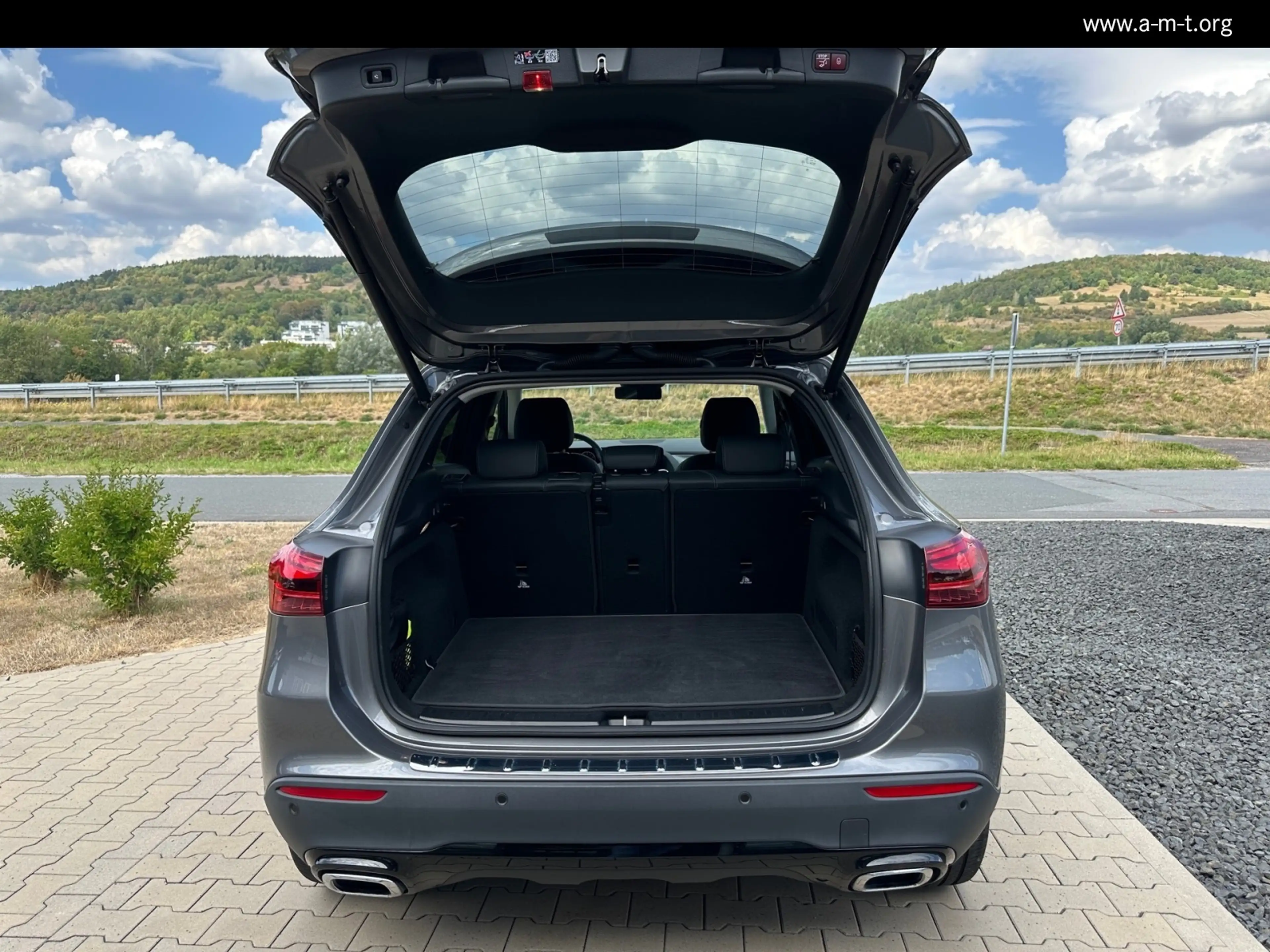 Mercedes-Benz GLA 200 GLA 200 Progressive*Distronic*Keyless-Go*AHK Navi — photo 12
