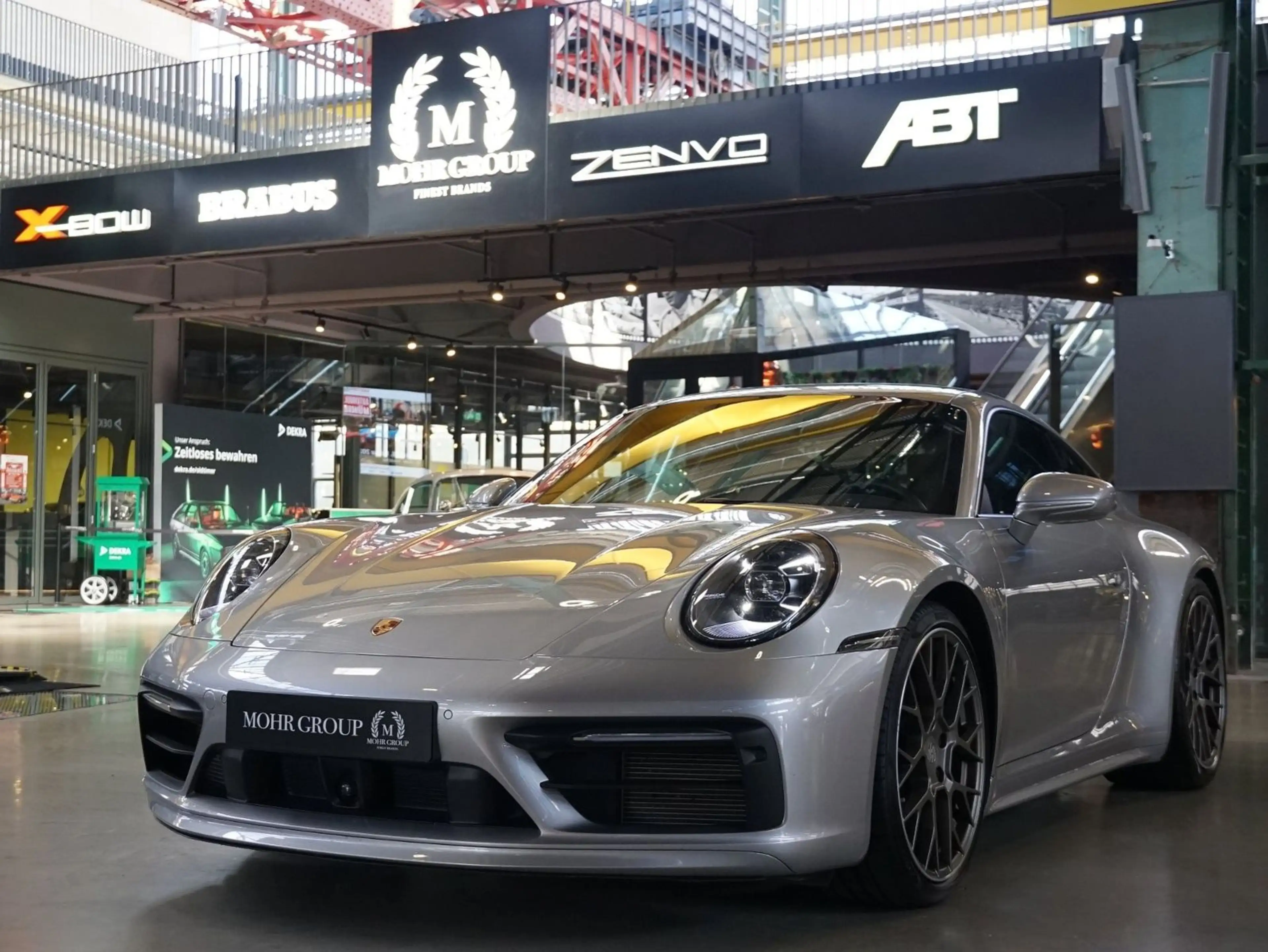 Porsche 992 911 Carrera 4S/1.Hand/PDLS+/BOSE/PTV+/Approv