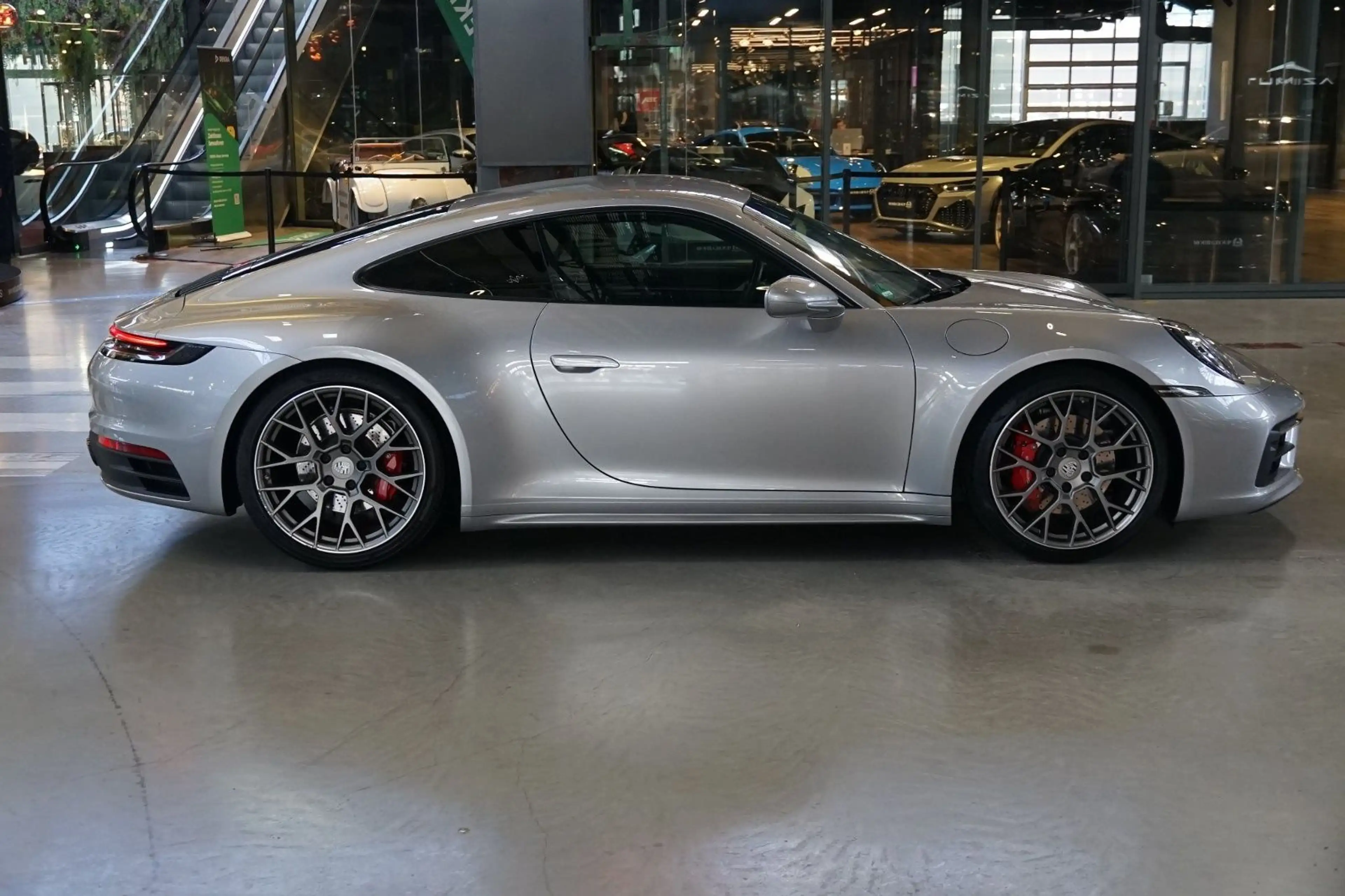 Porsche 992 911 Carrera 4S/1.Hand/PDLS+/BOSE/PTV+/Approv — photo 6