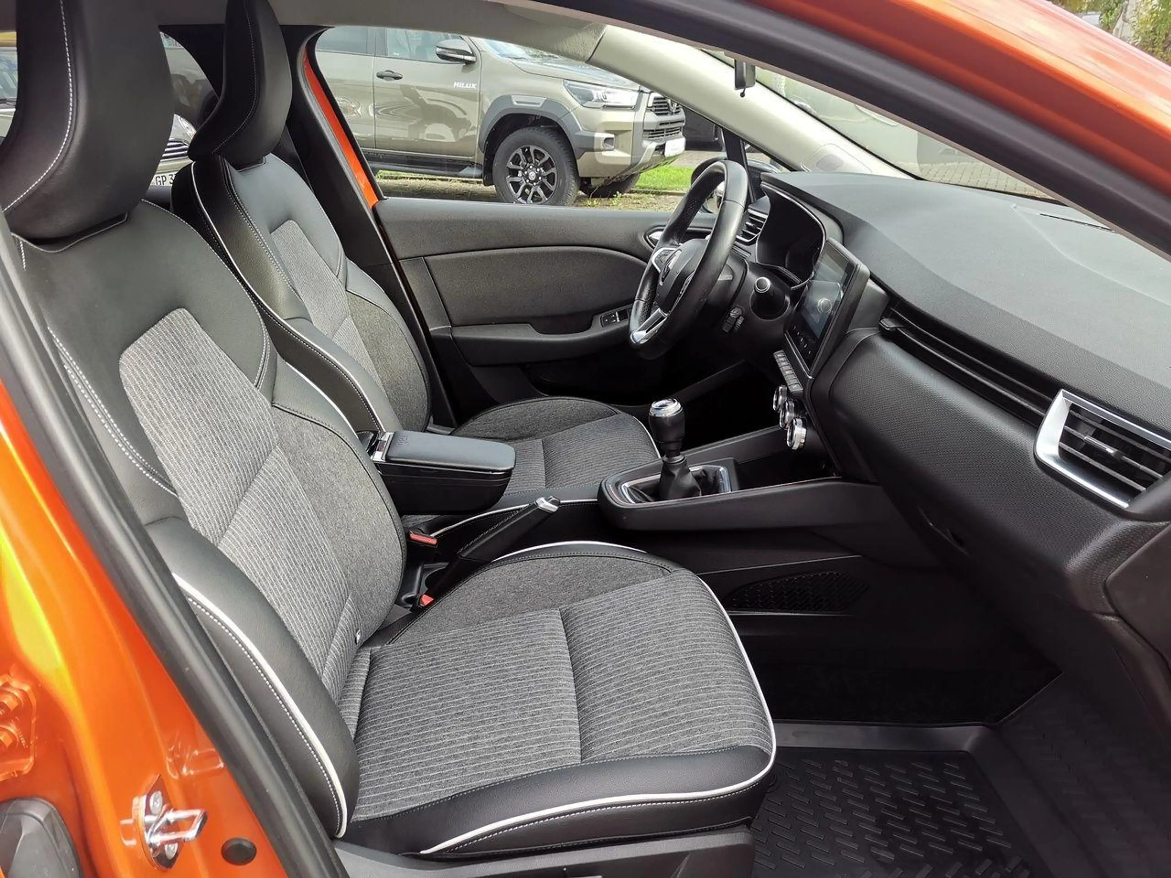 Renault Clio Experience · 86 PS · Full-LED · Standheizung — photo 12