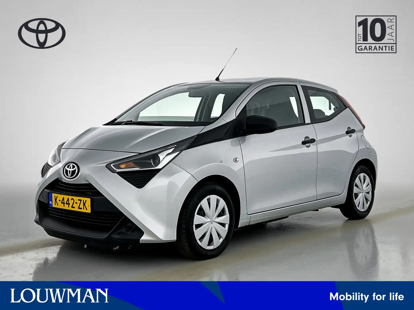 Toyota Aygo 1.0 VVT-i x-fun | 1e Eigenaar | BTW'er | Bluetooth Grijs - 1