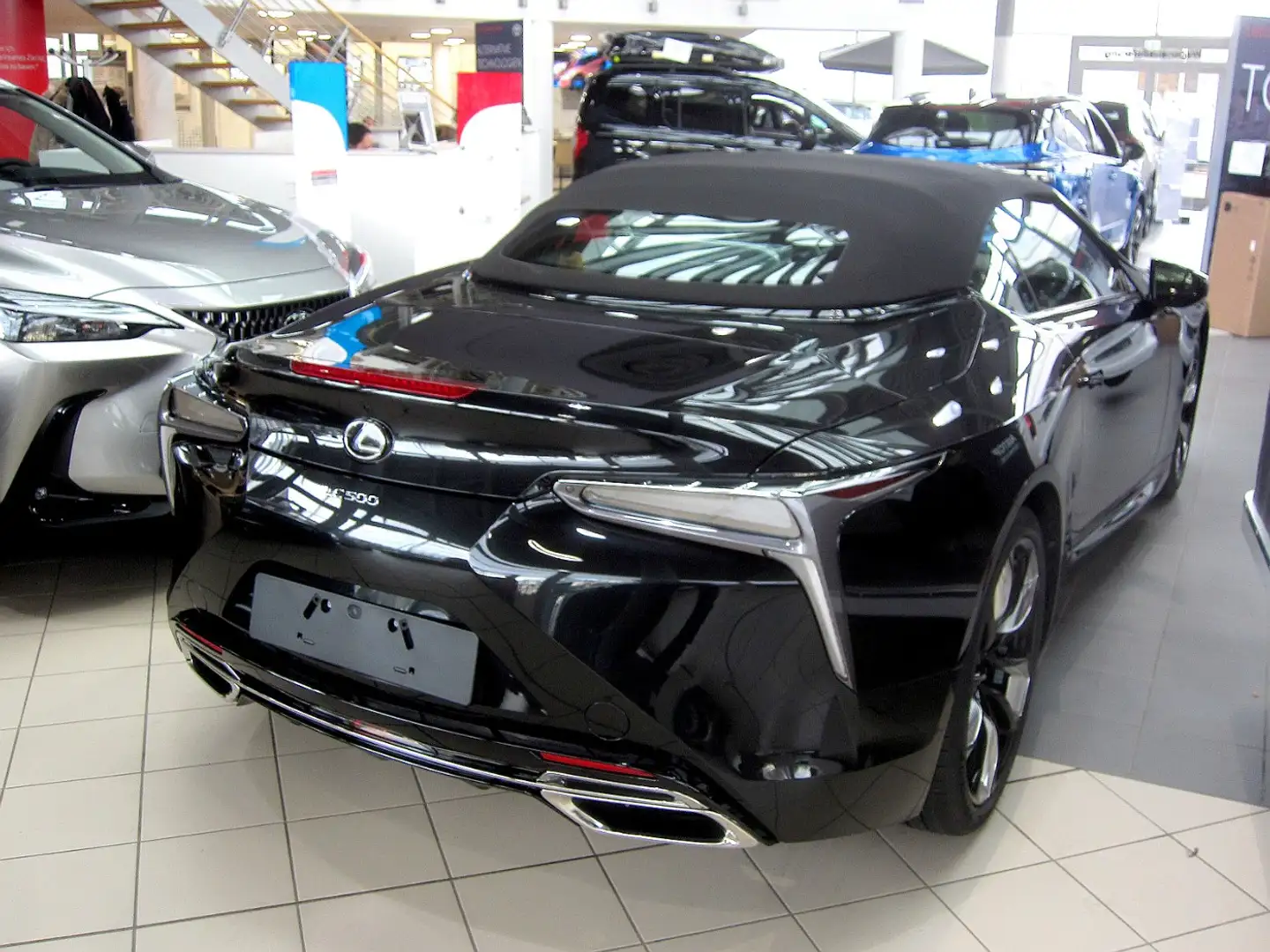 Lexus LC 500 Cabriolet V8 HUD, Navi, Performance Paket Nero - 2