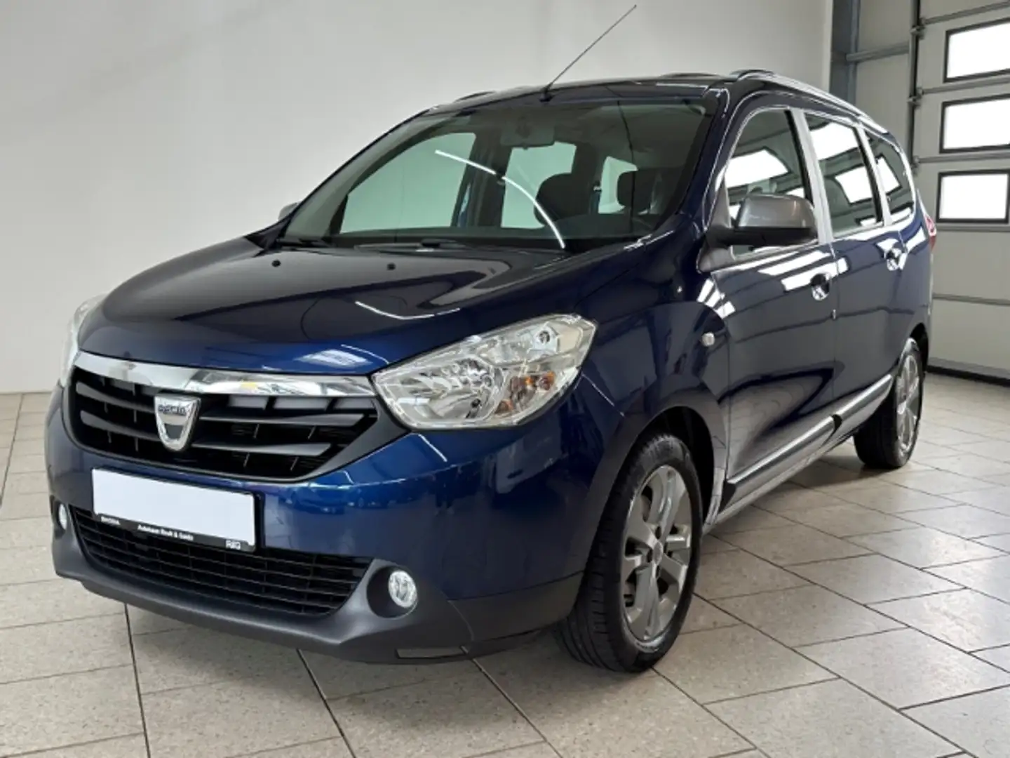 Dacia Lodgy Celebration 115 1.2 TCe 7-Sitze Navi Bleu - 2