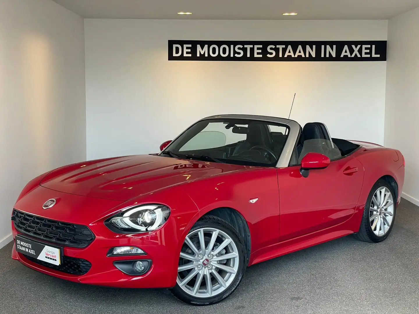 Fiat 124 Spider 1.4 MultiAir Turbo Lusso Rouge - 1