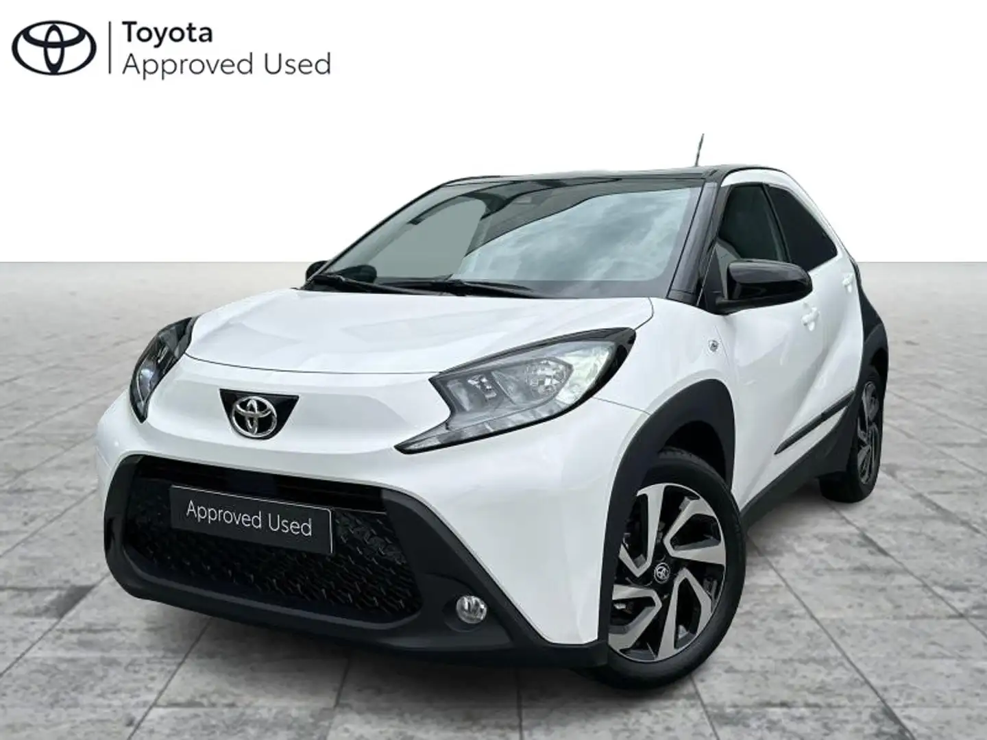 Toyota Aygo X pulse Wit - 1