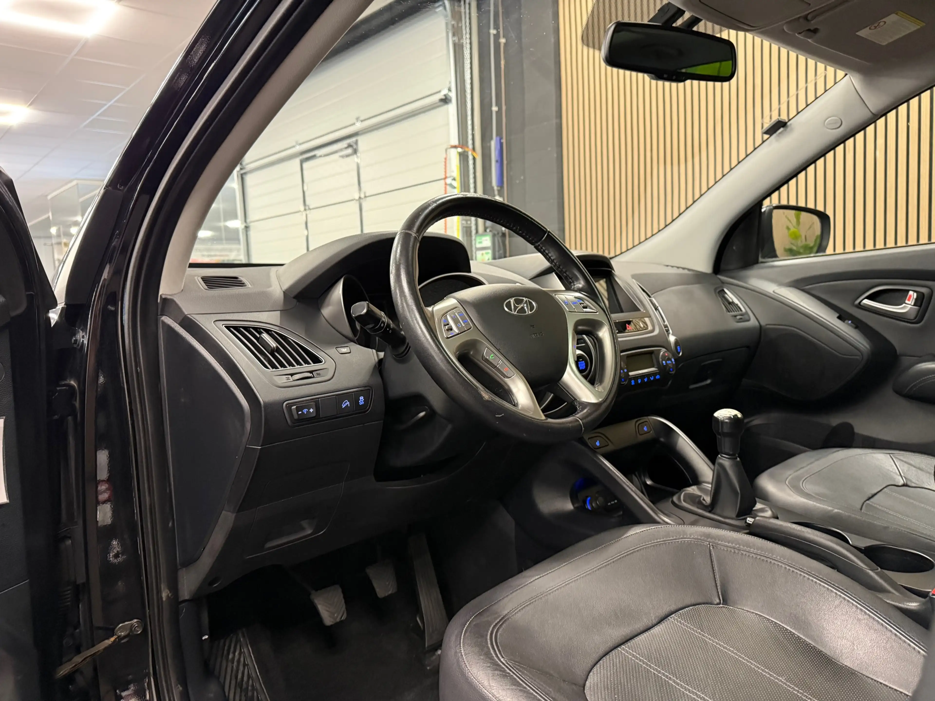 Hyundai iX35 2.0i i-Catcher * Trekhaak / Panoramadak / Camera / — photo 12