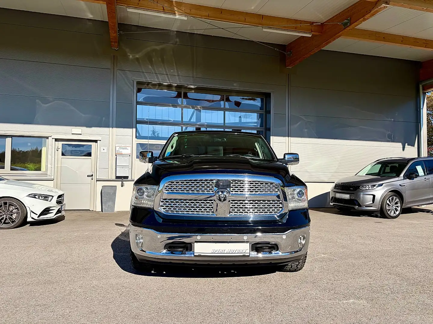 Dodge RAM Ram 1500 Laramie Crew Cab Nero - 2