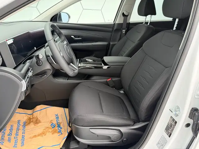Hyundai Tucson view 12