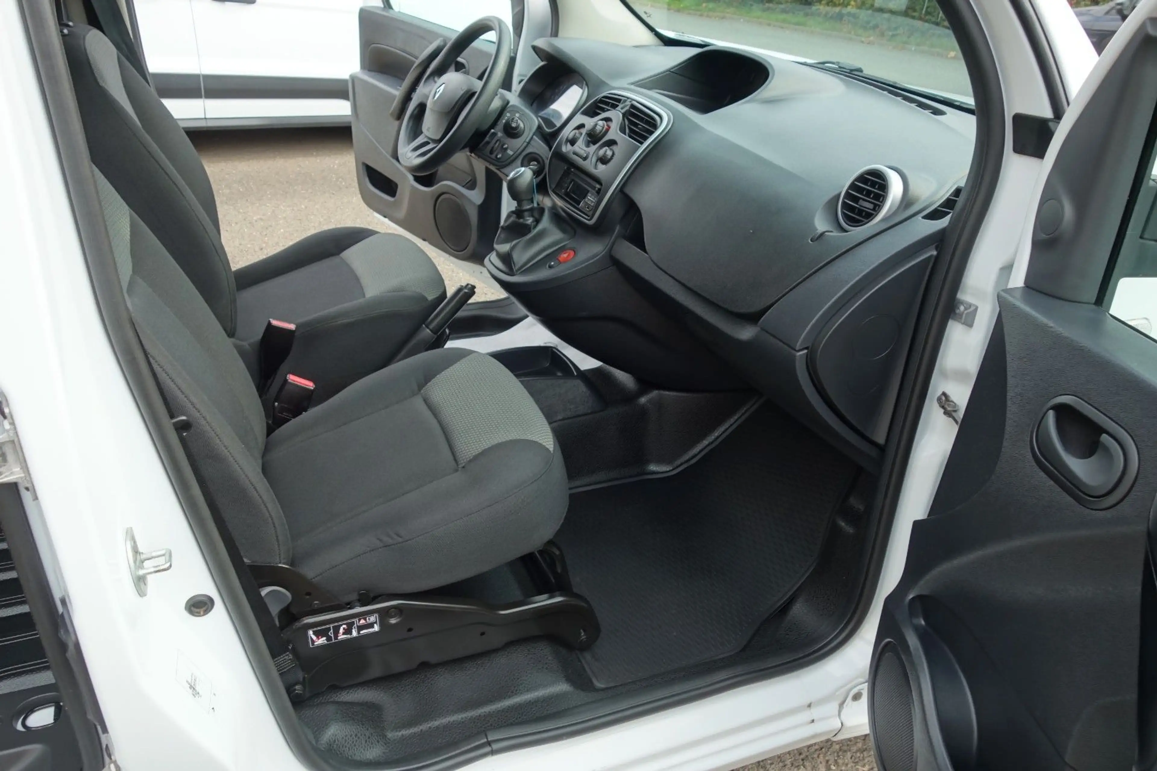Renault Kangoo Rapid Extra Kasten EPH — photo 14
