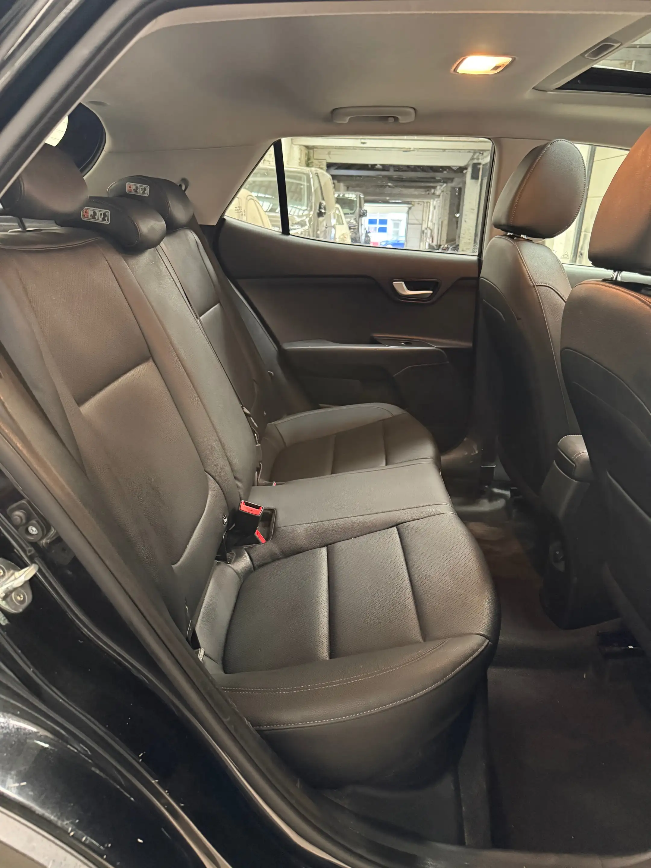 Kia Stonic Stonic 1.0 T Sense ISG DCT — photo 11