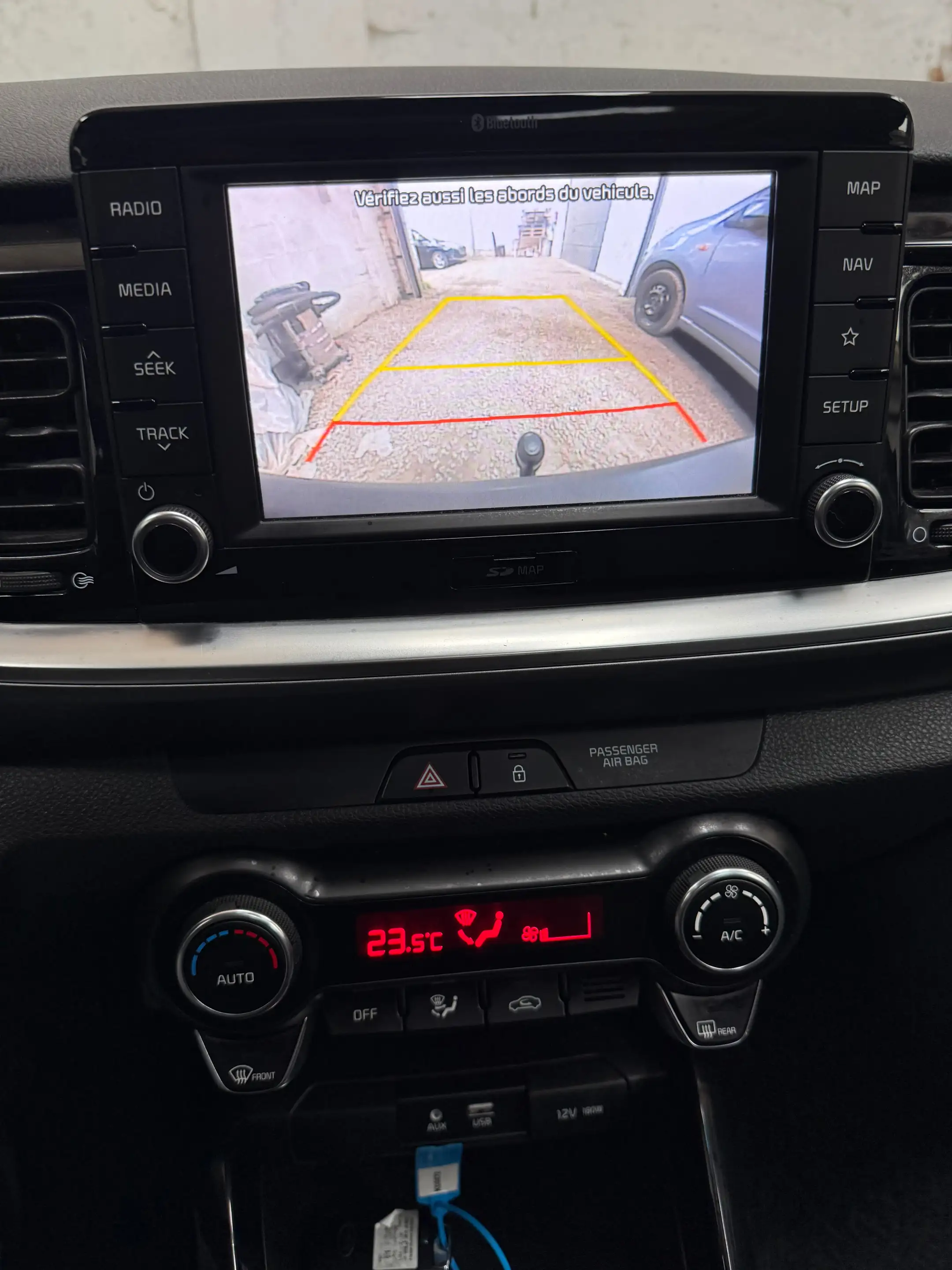 Kia Stonic Stonic 1.0 T Sense ISG DCT — photo 14