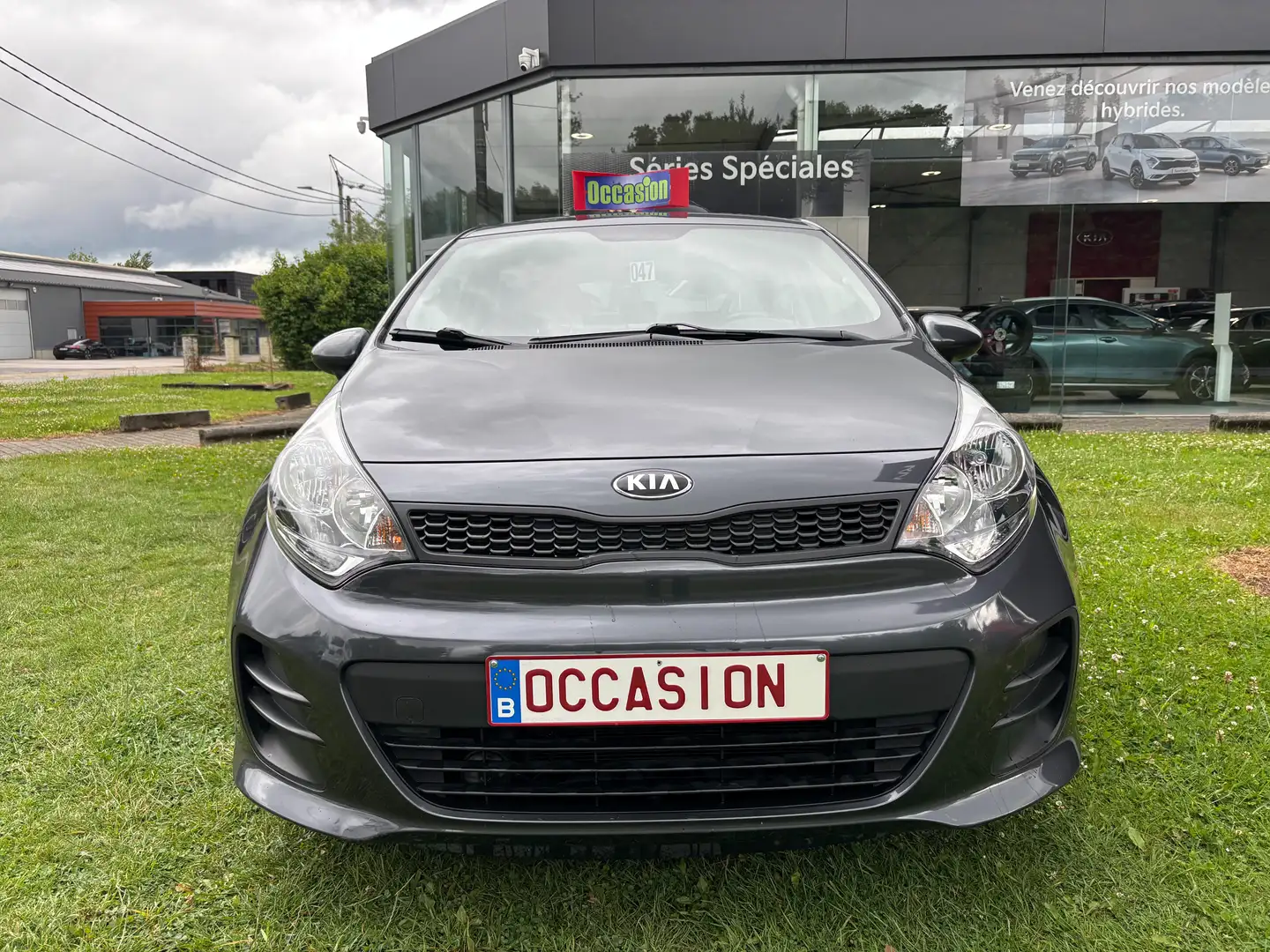 Kia Rio 1.2i World Edition ISG Šedá - 2