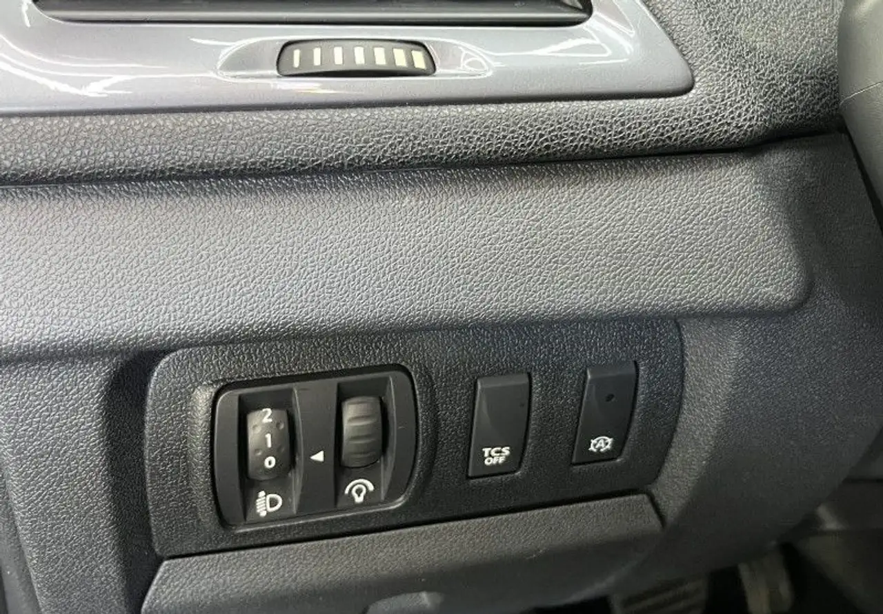 Renault Megane Grandtour — photo 25
