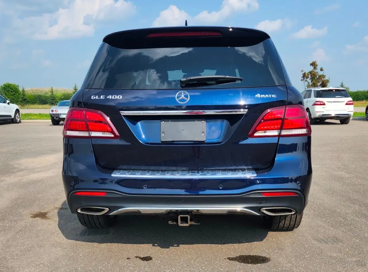 Mercedes-Benz GLE снимка Mercedes-Benz GLE