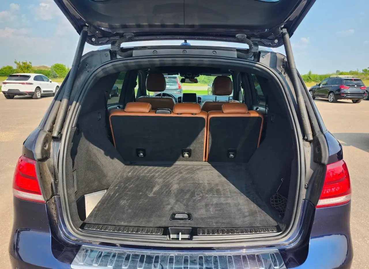 Mercedes-Benz GLE снимка Mercedes-Benz GLE