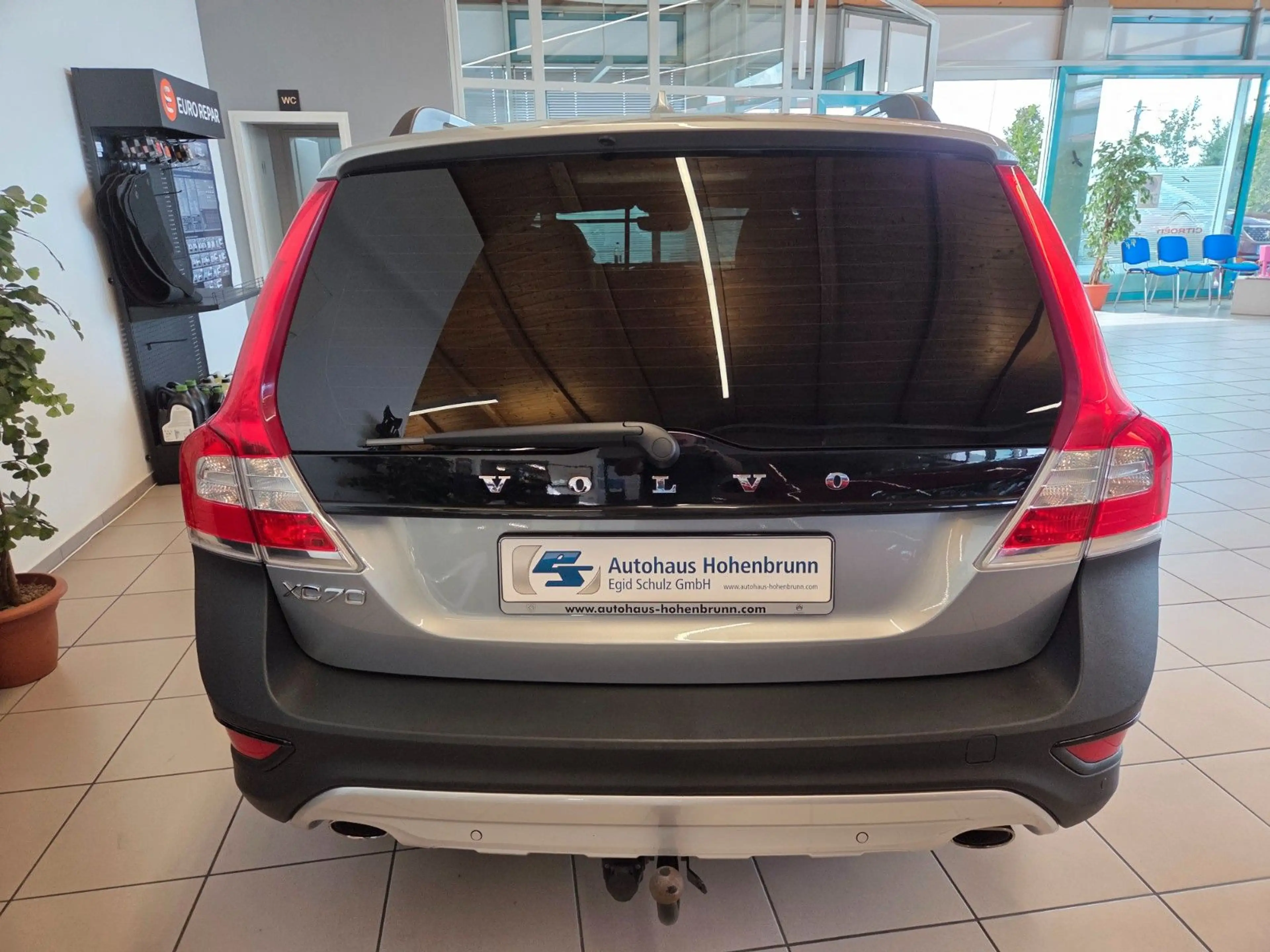 Volvo XC70 Momentum 2WD — photo 6