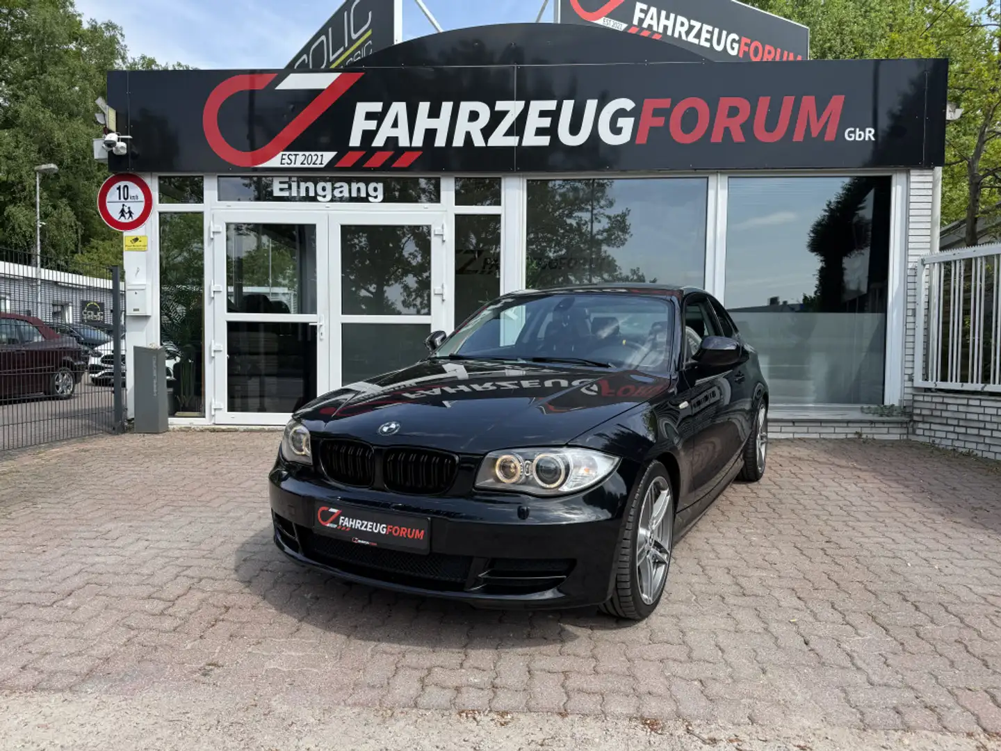 BMW 120 i Coupe Schiebedach*Leder*Automatik*M-Sport Negro - 2