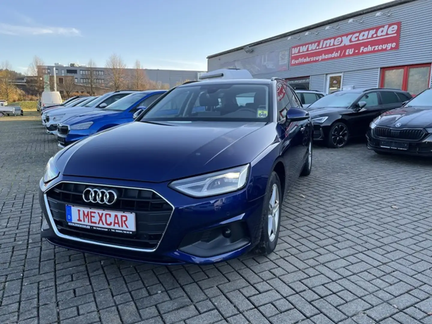 Audi A4 2,0 TDI Avant + Navigation + el.Heckklappe + Alufe Bleu - 1