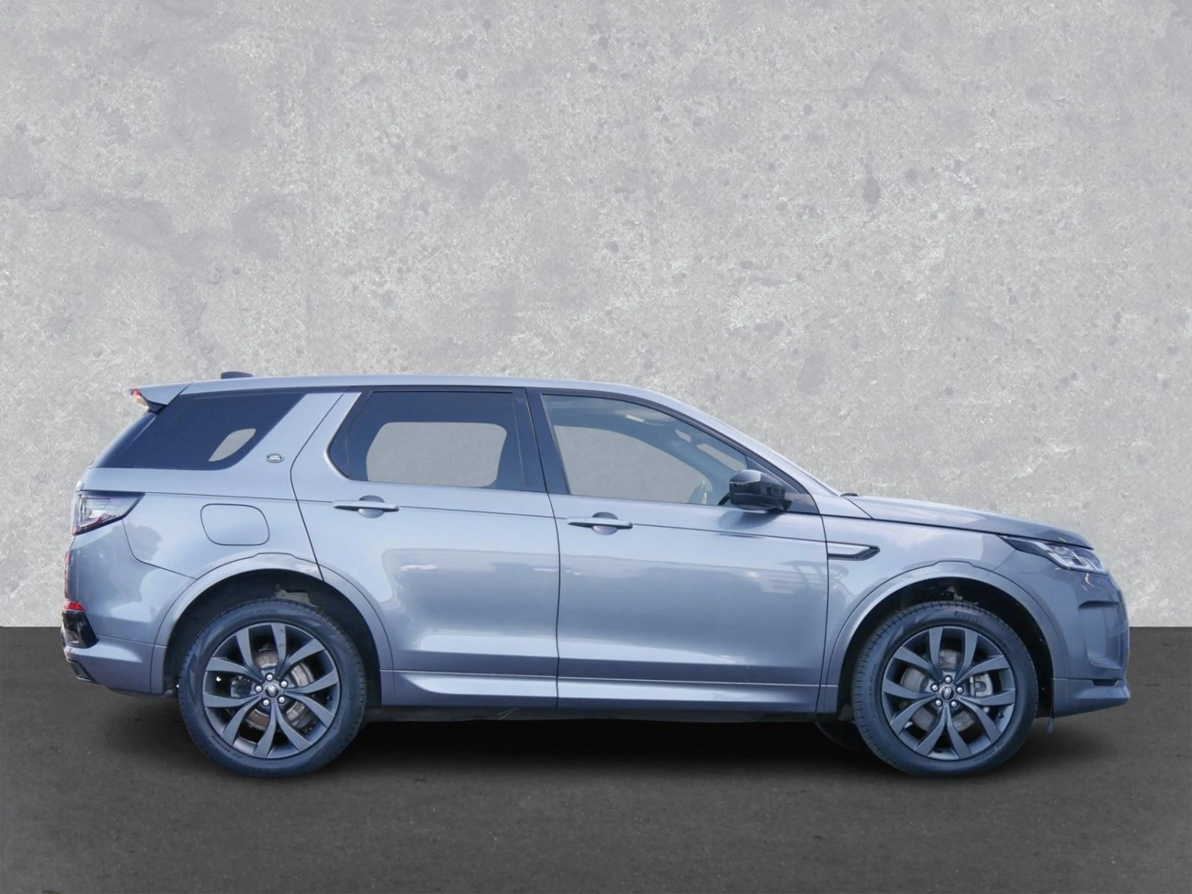 Land Rover Discovery Sport R-Dynamic S — photo 6
