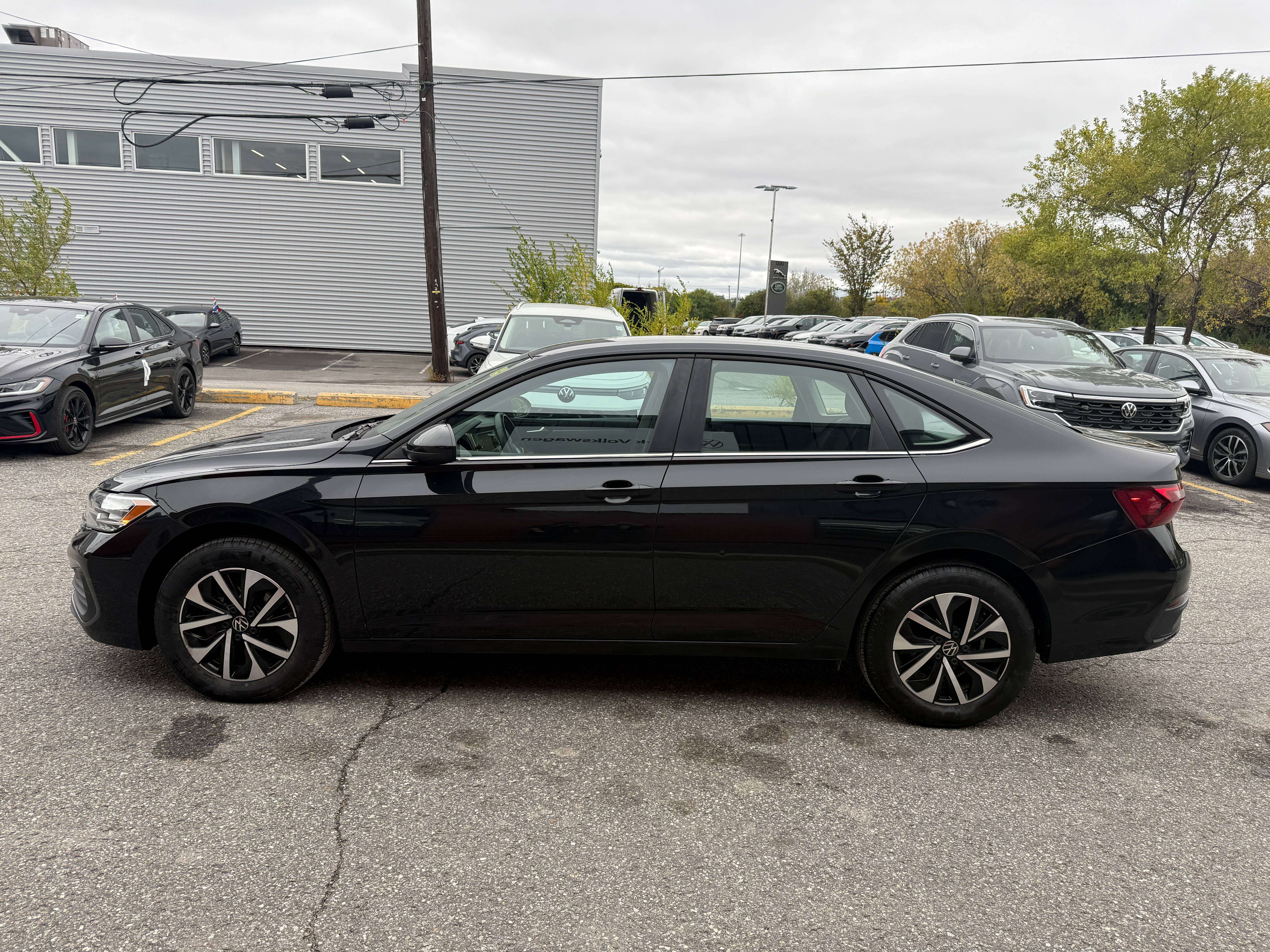 2023 Volkswagen Jetta Sedan