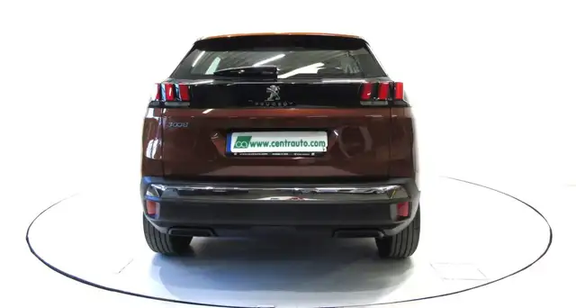 Peugeot 3008 view 4