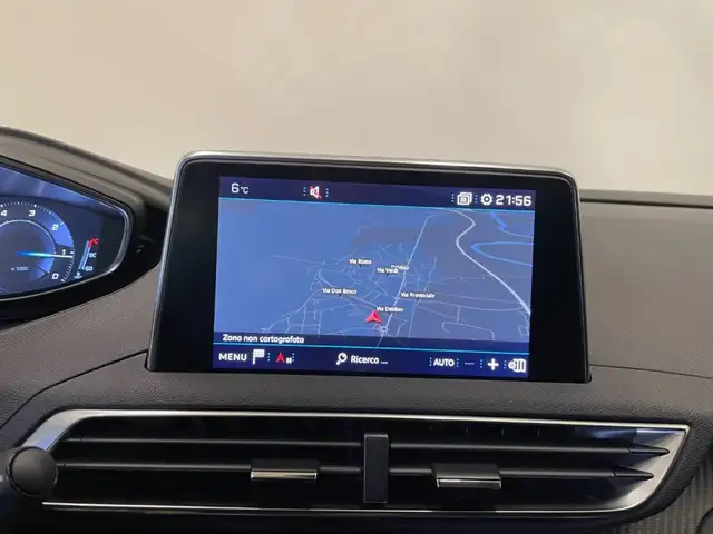 Peugeot 3008 view 9