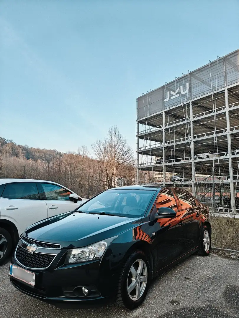 Chevrolet Cruze 1.6 LS - 2