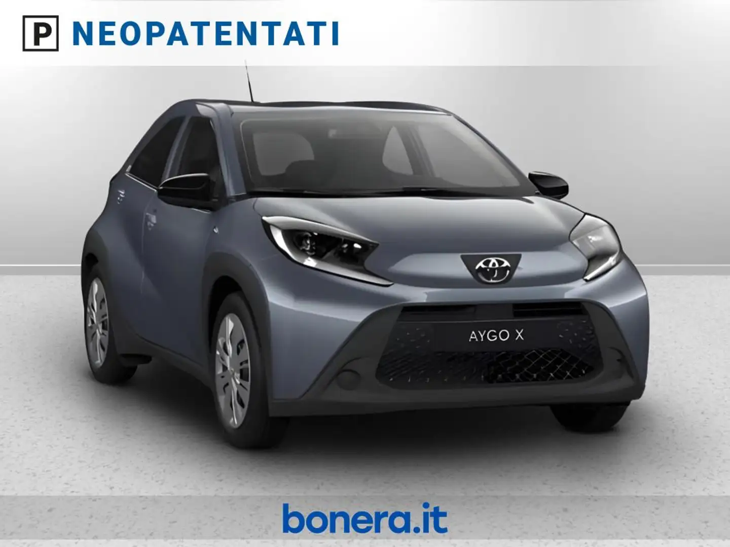 Toyota Aygo X 1.0 Active 72cv Grigio - 2