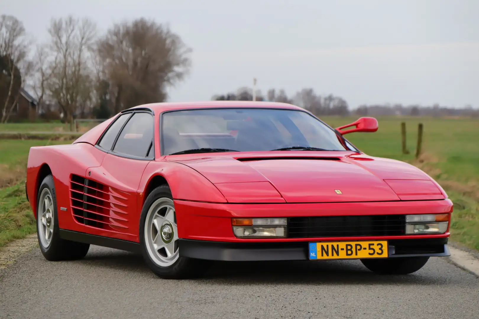Ferrari Testarossa Monospecchio Rojo - 1