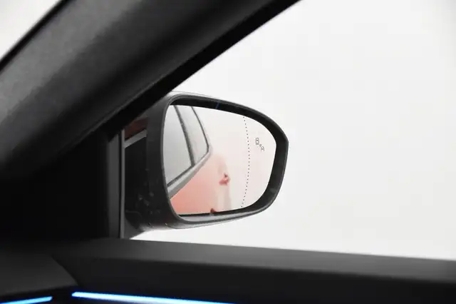 Renault Austral view 14