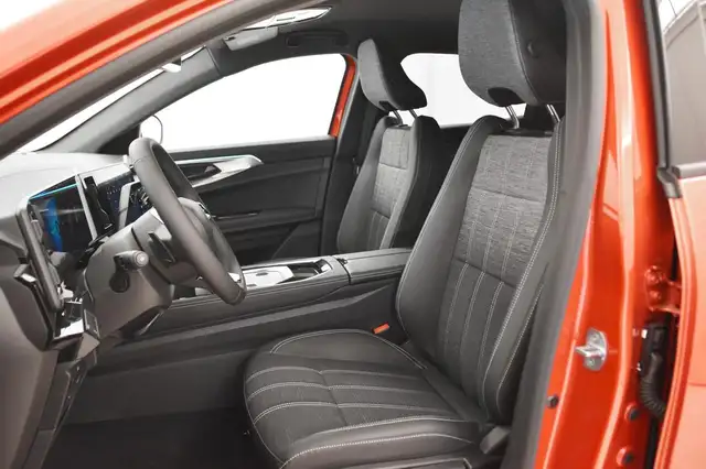 Renault Austral view 10