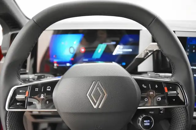 Renault Austral view 8